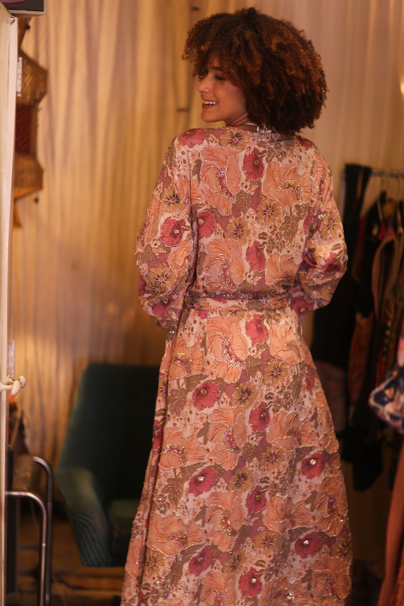 EMBROIDERED SILK LONG KIMONO CONTANCA IRIS - MOMO STUDIO BERLIN - Berlin Concept Store - sustainable & ethical fashion