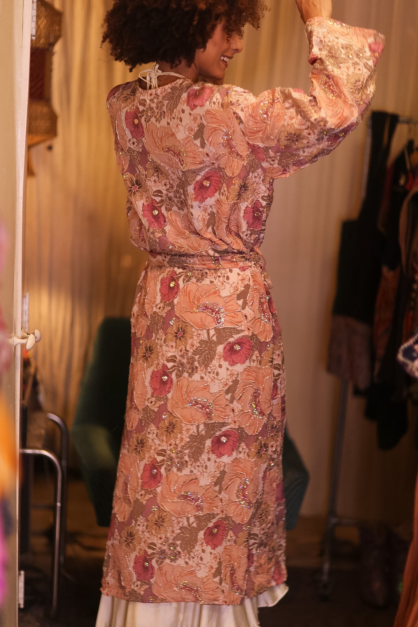 EMBROIDERED SILK LONG KIMONO CONTANCA IRIS - MOMO STUDIO BERLIN - Berlin Concept Store - sustainable & ethical fashion