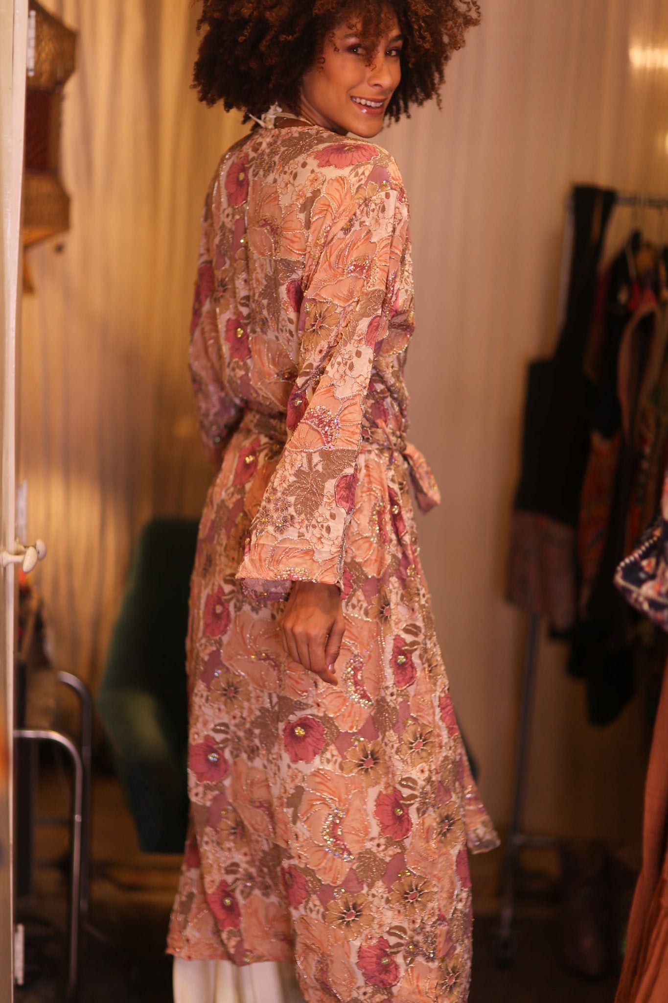 EMBROIDERED SILK LONG KIMONO CONTANCA IRIS - MOMO STUDIO BERLIN - Berlin Concept Store - sustainable & ethical fashion