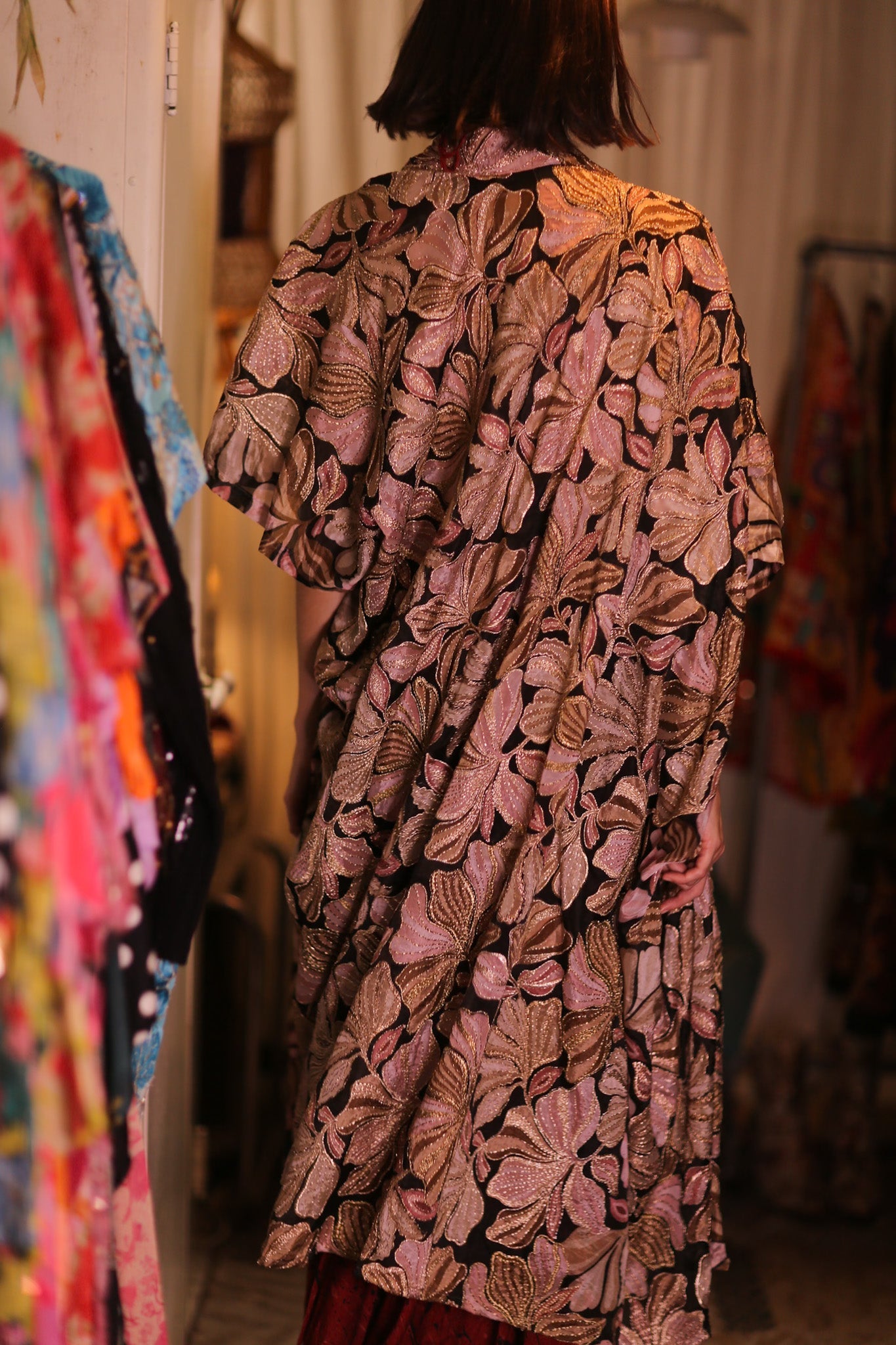 EMBROIDERED SILK NOVELTY KIMONO BEAMS - MOMO STUDIO BERLIN - Berlin Concept Store - sustainable & ethical fashion