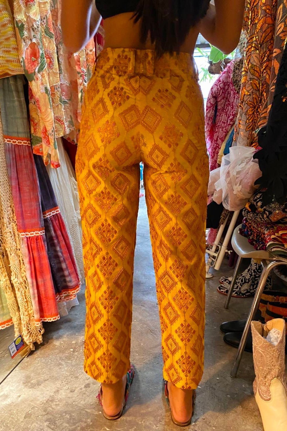 EMBROIDERED SILK PANTS QUIN - MOMO STUDIO BERLIN - Berlin Concept Store - sustainable & ethical fashion