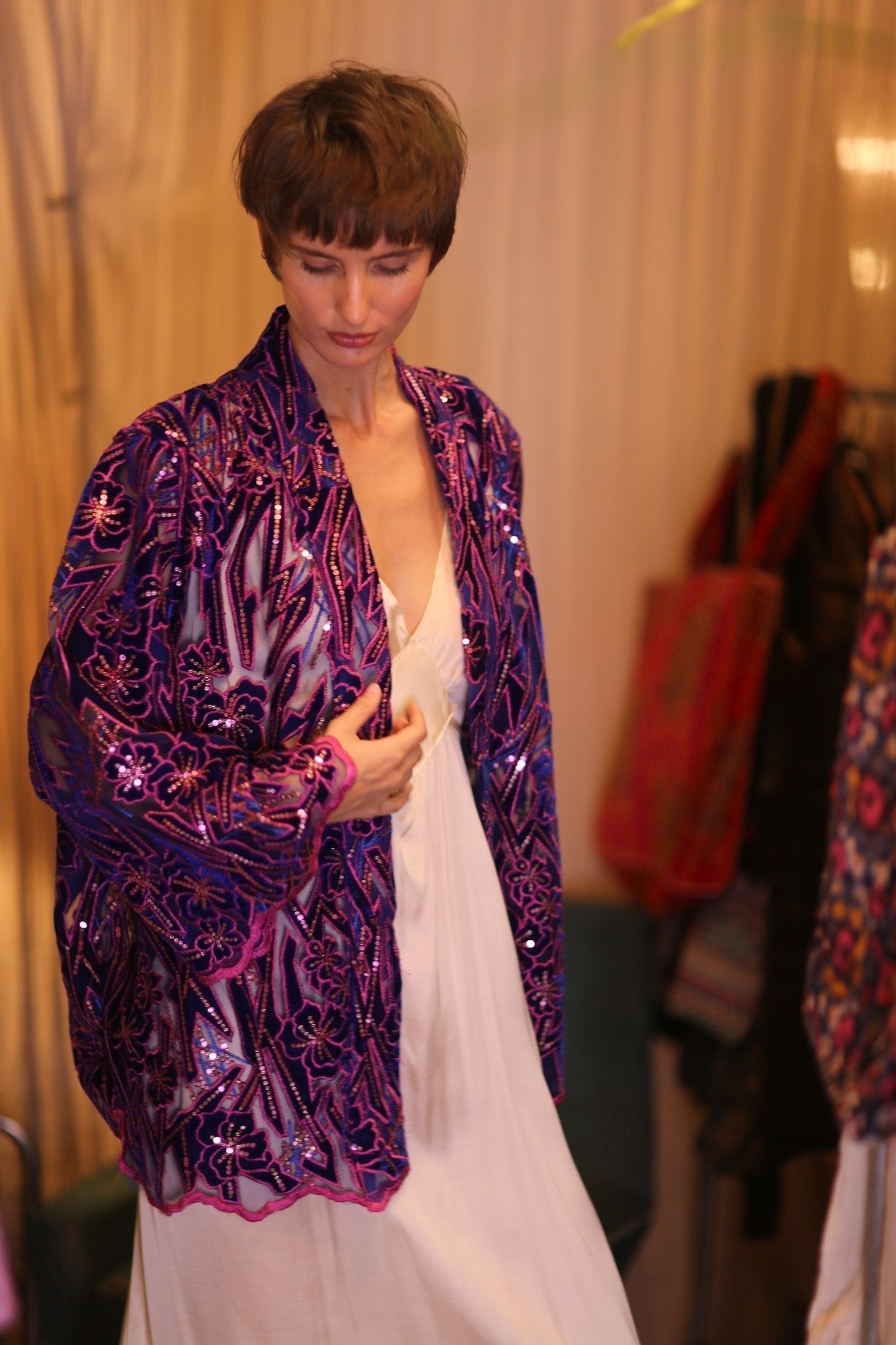 EMBROIDERED SILK SHORT KIMONO ANGEL - MOMO STUDIO BERLIN - Berlin Concept Store - sustainable & ethical fashion