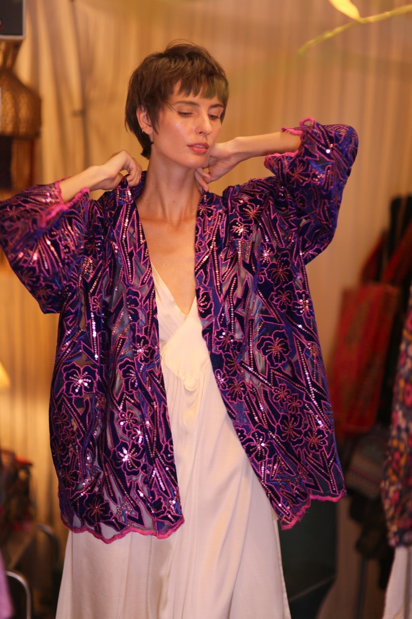 EMBROIDERED SILK SHORT KIMONO ANGEL - MOMO STUDIO BERLIN - Berlin Concept Store - sustainable & ethical fashion