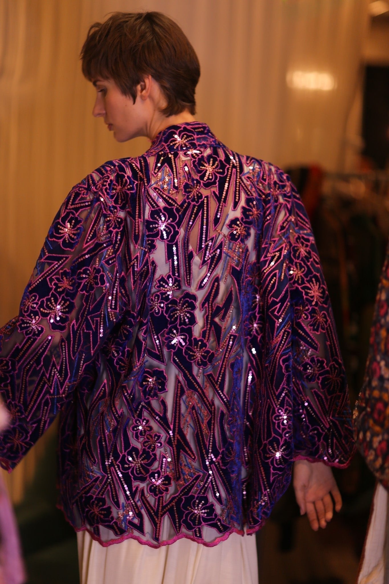 EMBROIDERED SILK SHORT KIMONO ANGEL - MOMO STUDIO BERLIN - Berlin Concept Store - sustainable & ethical fashion