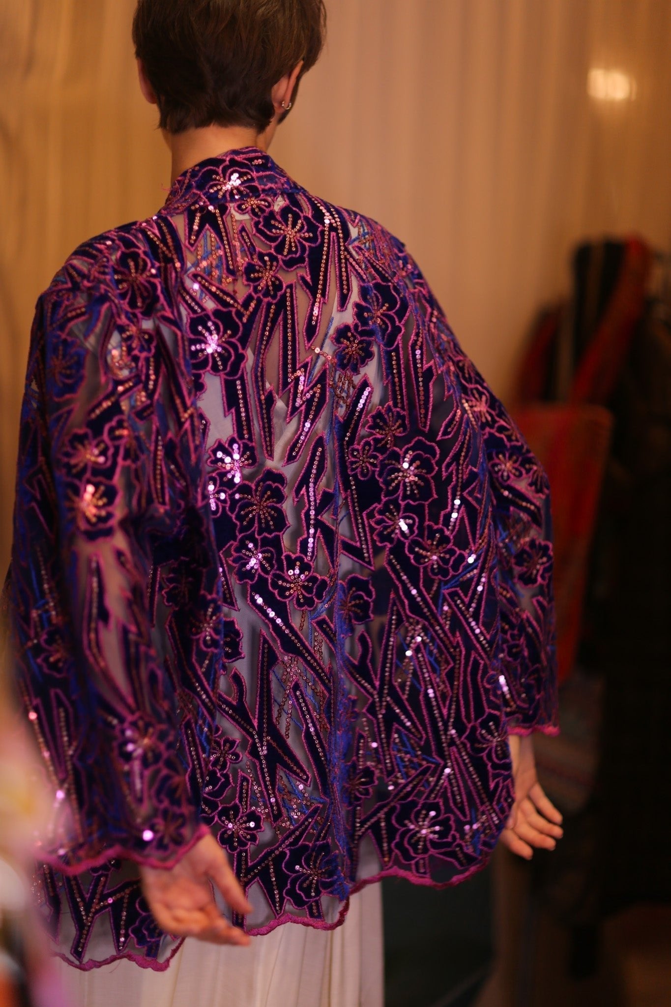 EMBROIDERED SILK SHORT KIMONO ANGEL - MOMO STUDIO BERLIN - Berlin Concept Store - sustainable & ethical fashion