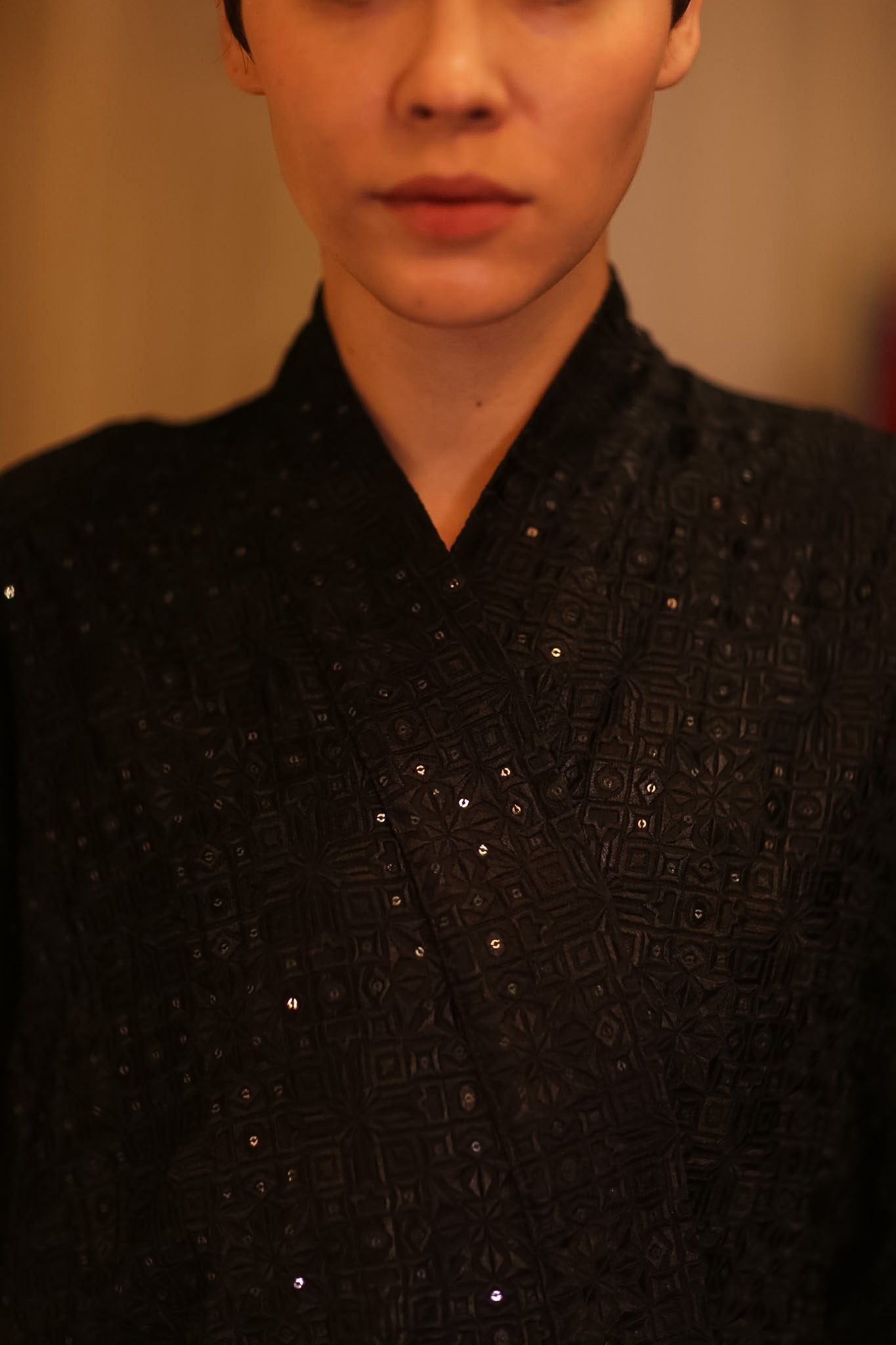 EMBROIDERED SILK SHORT KIMONO MAHUYAR - MOMO STUDIO BERLIN - Berlin Concept Store - sustainable & ethical fashion