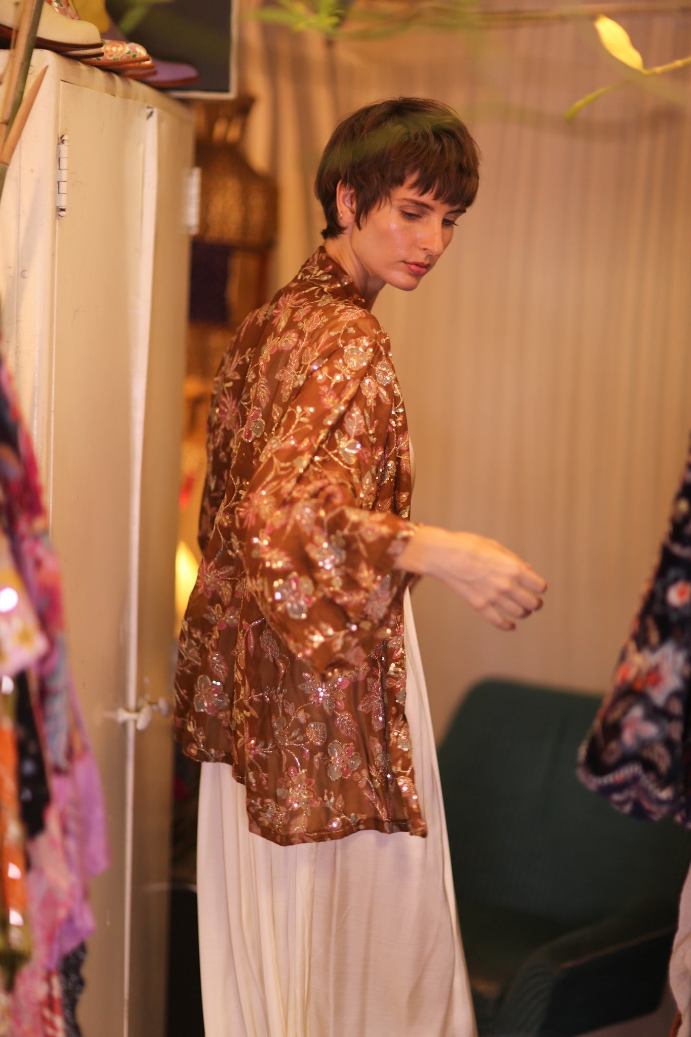 EMBROIDERED SILK SHORT KIMONO SIENNA - MOMO STUDIO BERLIN - Berlin Concept Store - sustainable & ethical fashion