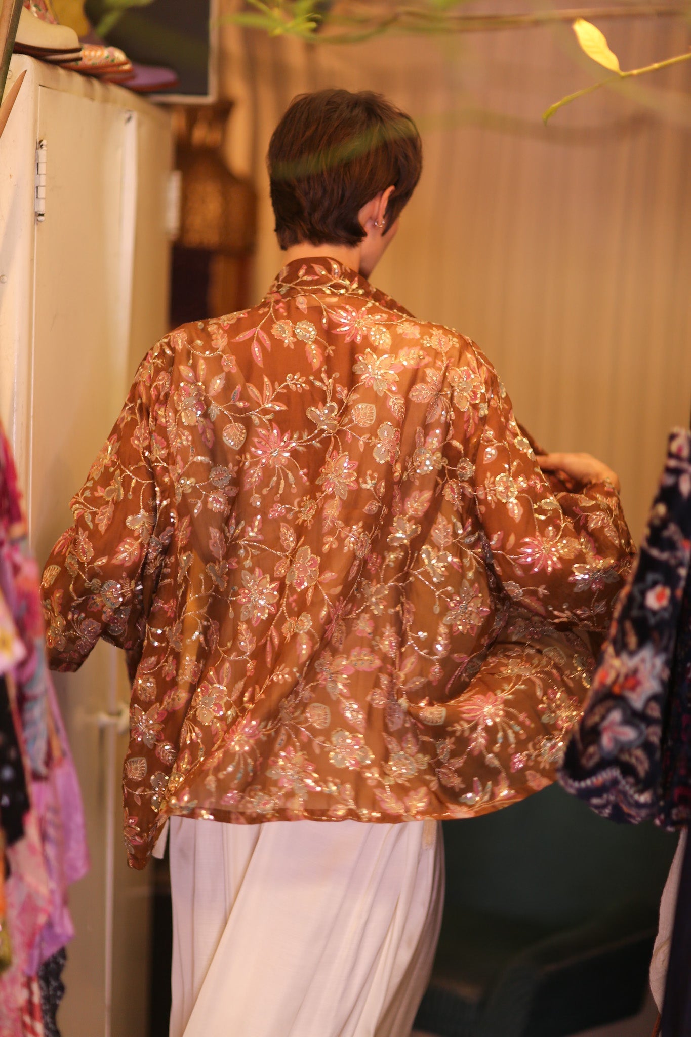 EMBROIDERED SILK SHORT KIMONO SIENNA - MOMO STUDIO BERLIN - Berlin Concept Store - sustainable & ethical fashion