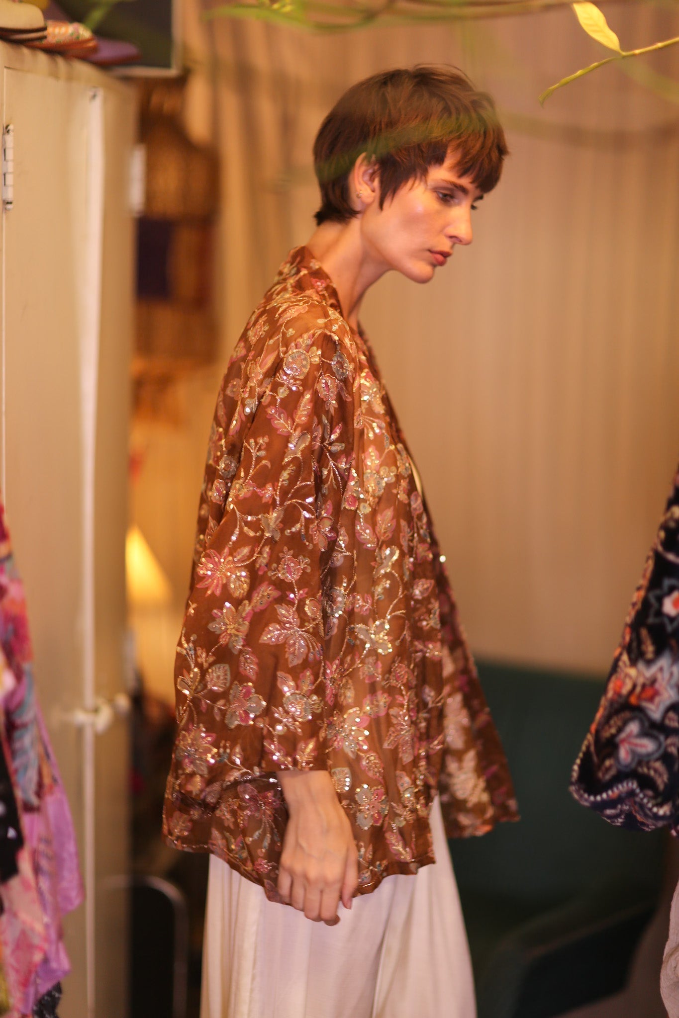 EMBROIDERED SILK SHORT KIMONO SIENNA - MOMO STUDIO BERLIN - Berlin Concept Store - sustainable & ethical fashion