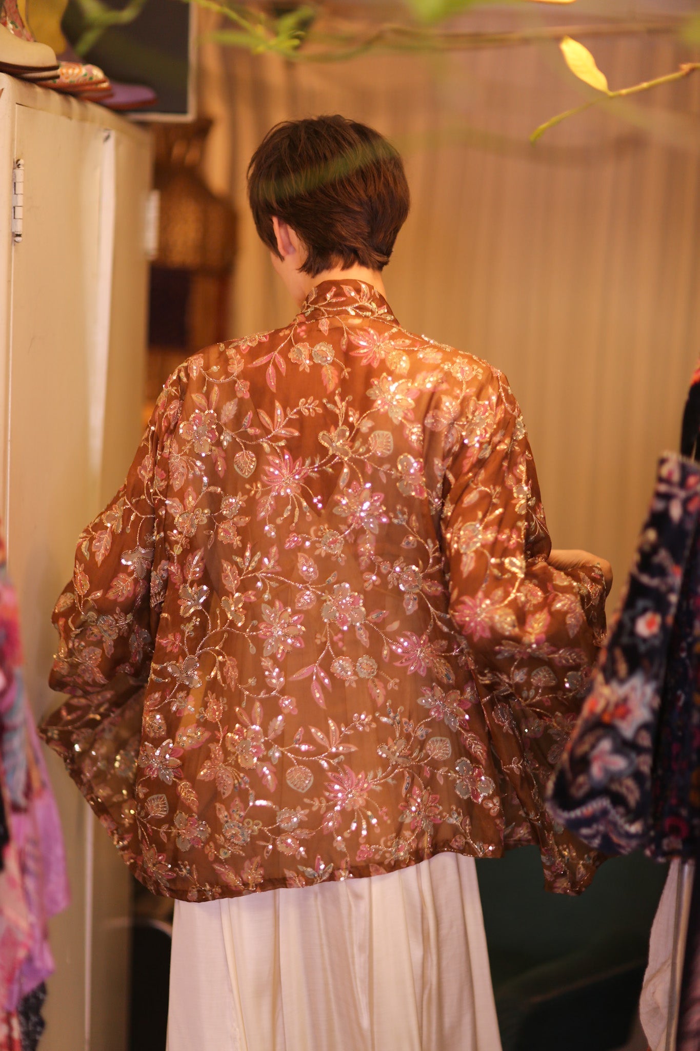 EMBROIDERED SILK SHORT KIMONO SIENNA - MOMO STUDIO BERLIN - Berlin Concept Store - sustainable & ethical fashion