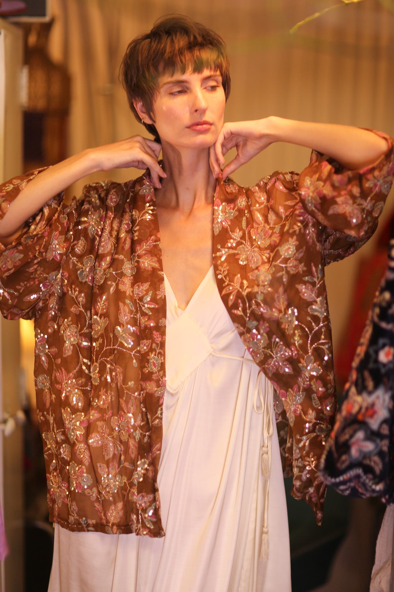 EMBROIDERED SILK SHORT KIMONO SIENNA - MOMO STUDIO BERLIN - Berlin Concept Store - sustainable & ethical fashion