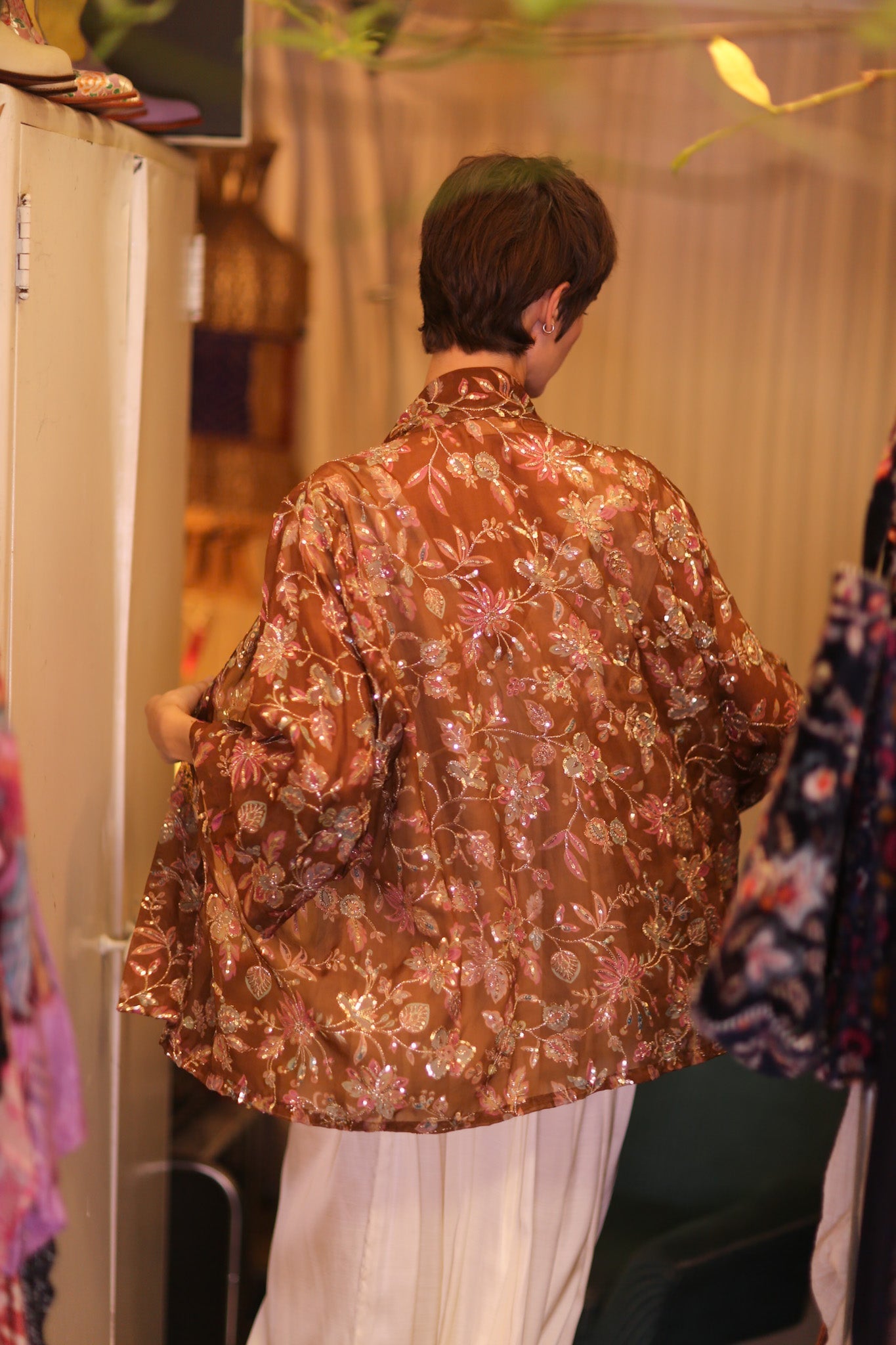 EMBROIDERED SILK SHORT KIMONO SIENNA - MOMO STUDIO BERLIN - Berlin Concept Store - sustainable & ethical fashion