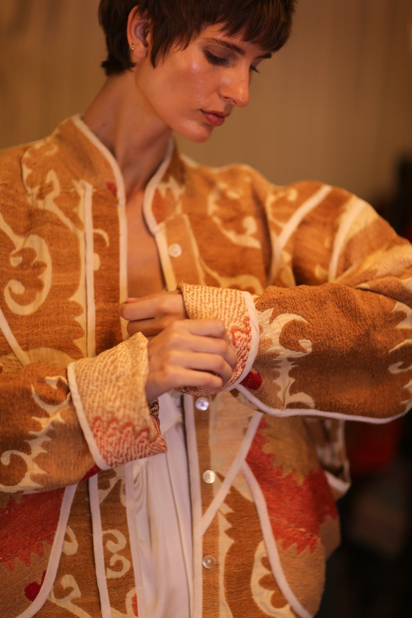 EMBROIDERED SUZANI JACKET FREHLING - MOMO STUDIO BERLIN - Berlin Concept Store - sustainable & ethical fashion