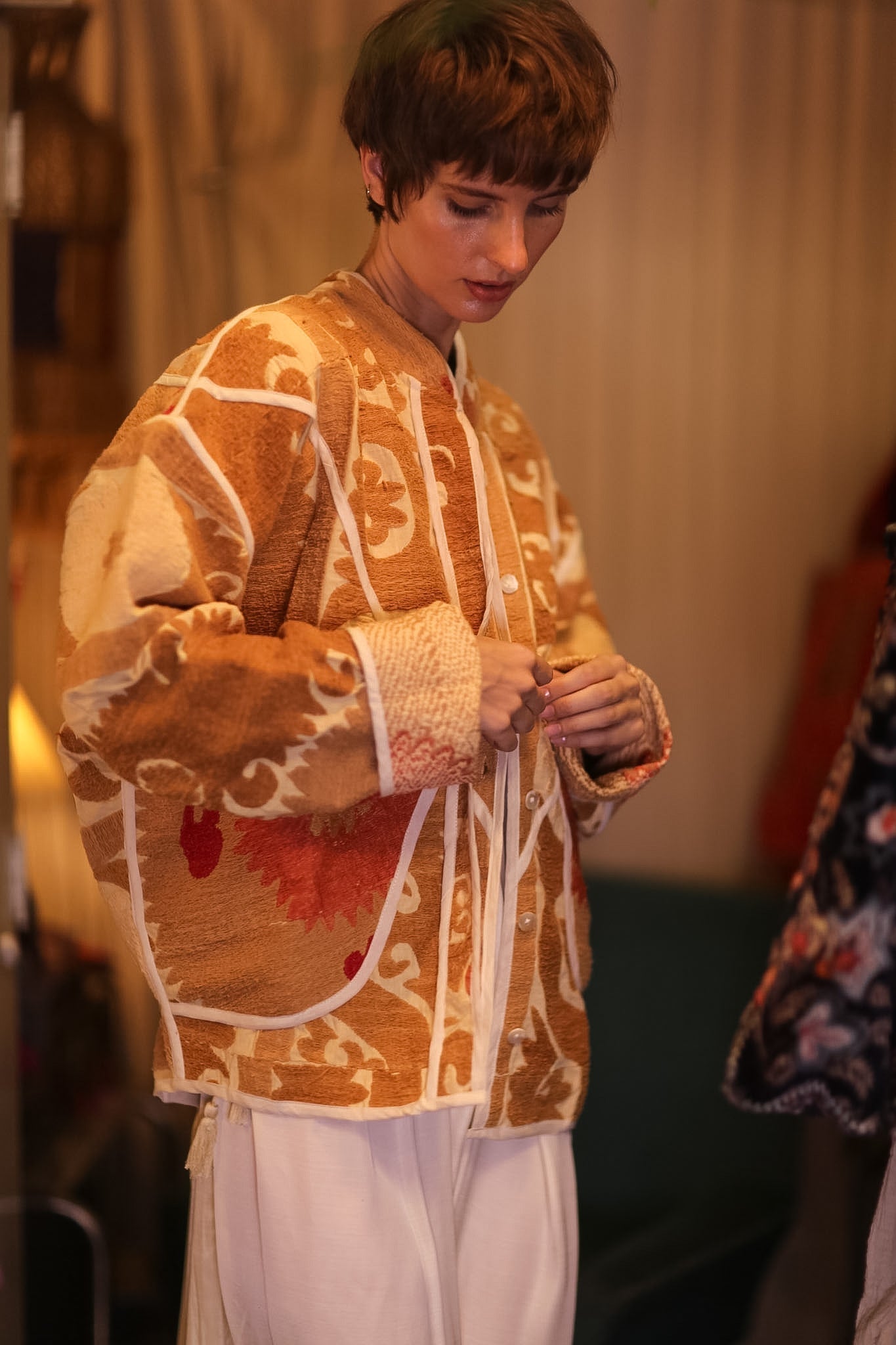 EMBROIDERED SUZANI JACKET FREHLING - MOMO STUDIO BERLIN - Berlin Concept Store - sustainable & ethical fashion