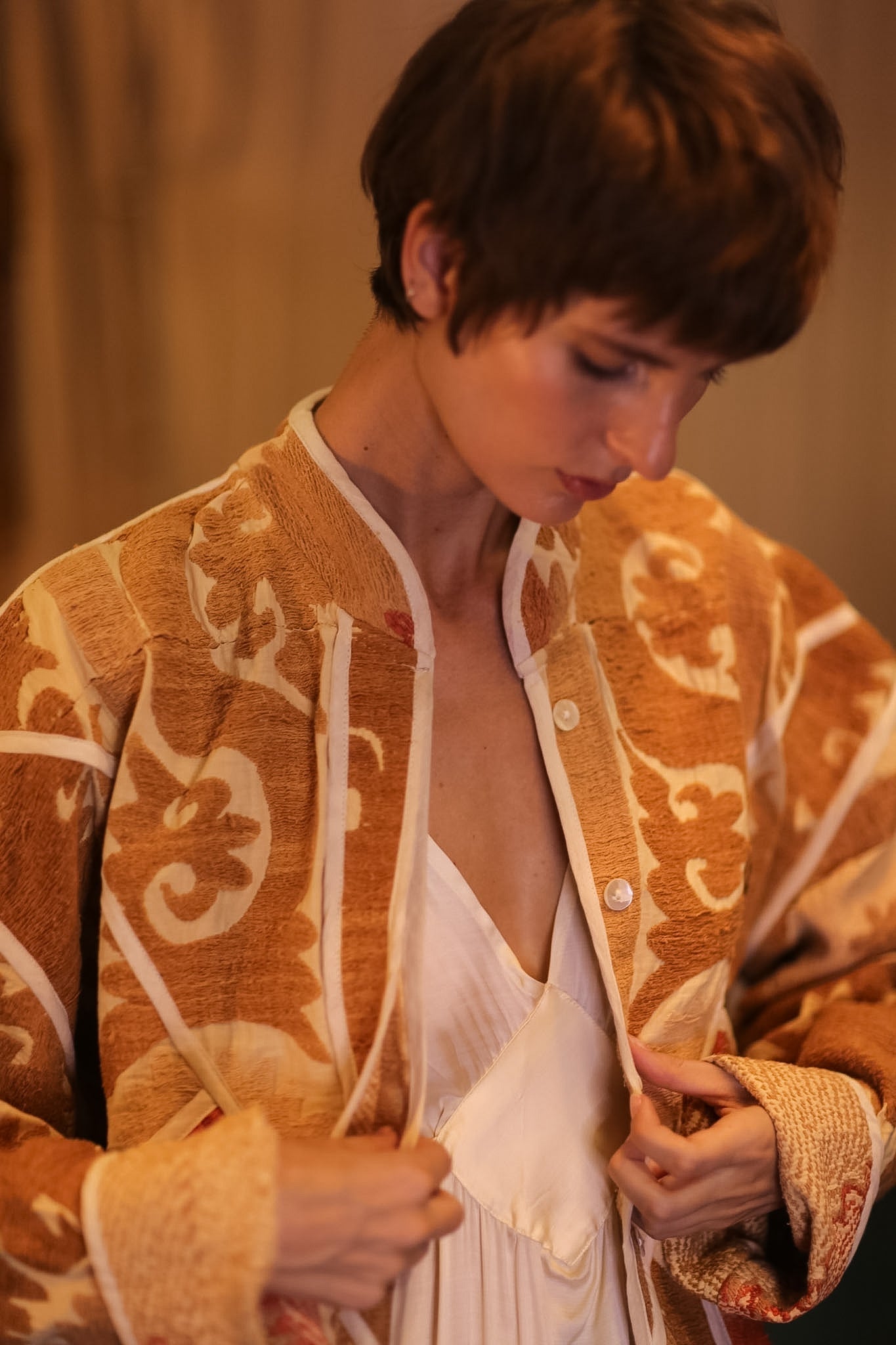 EMBROIDERED SUZANI JACKET FREHLING - MOMO STUDIO BERLIN - Berlin Concept Store - sustainable & ethical fashion