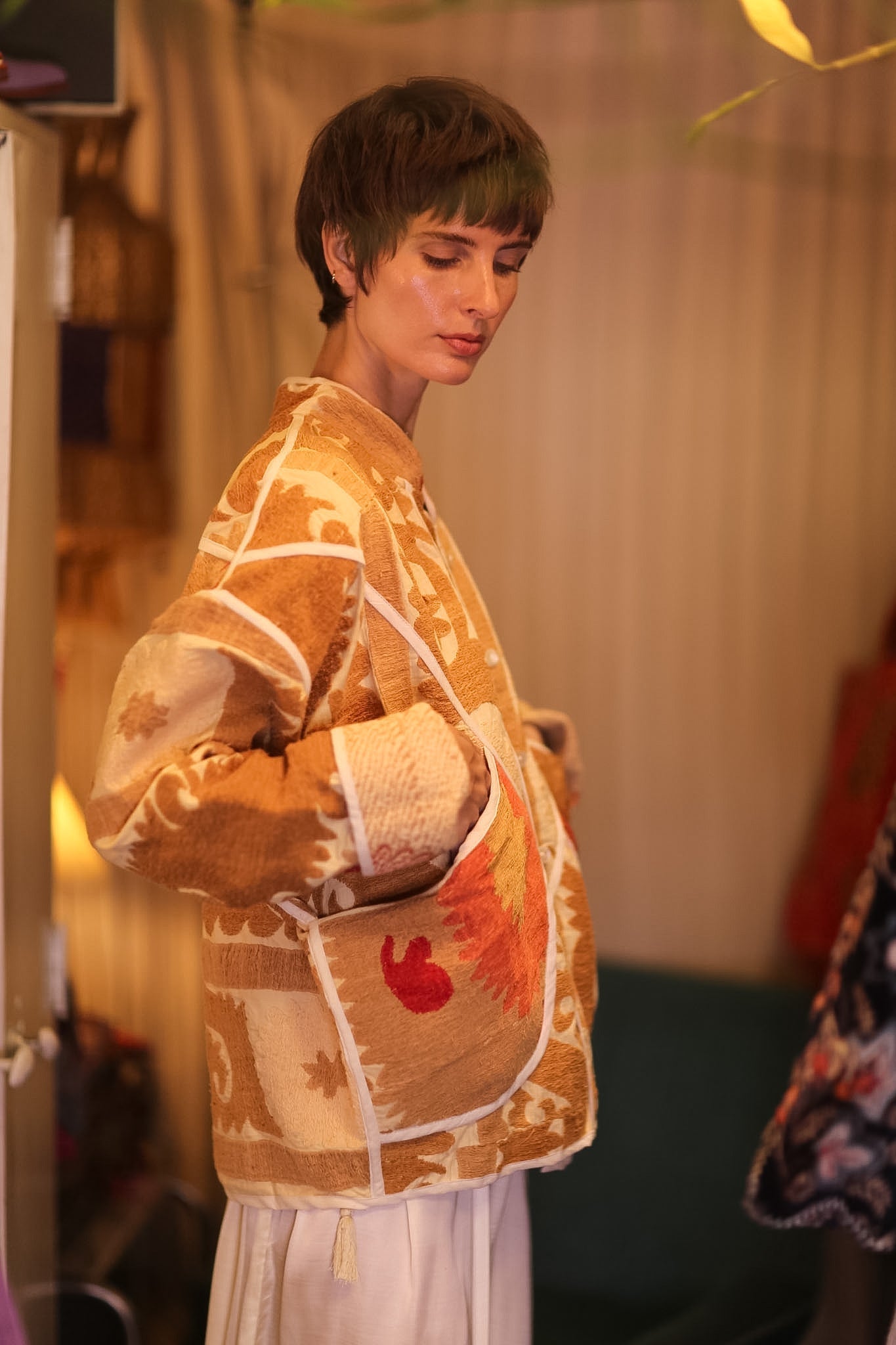 EMBROIDERED SUZANI JACKET FREHLING - MOMO STUDIO BERLIN - Berlin Concept Store - sustainable & ethical fashion