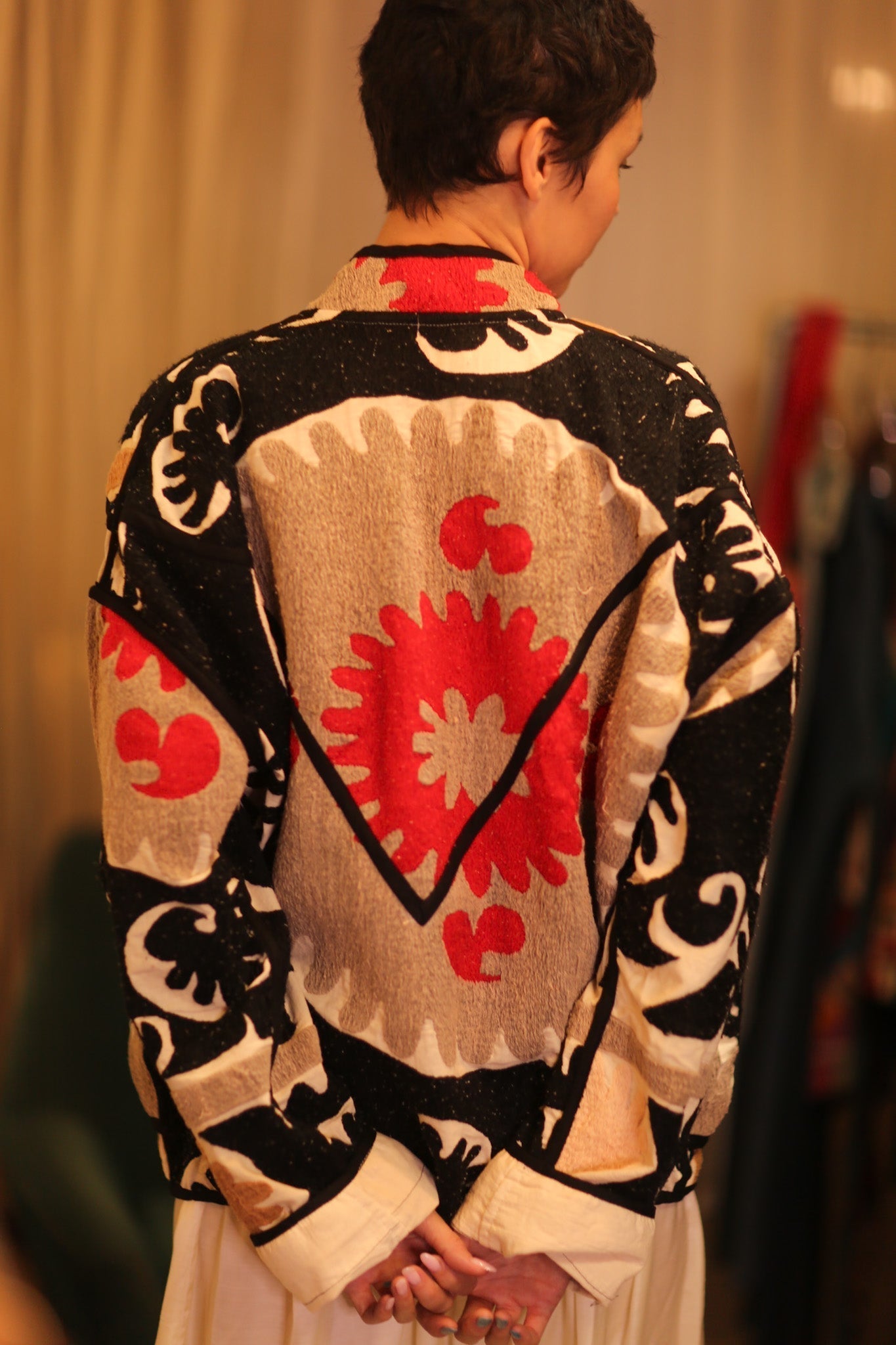 EMBROIDERED SUZANI JACKET INPARA - MOMO STUDIO BERLIN - Berlin Concept Store - sustainable & ethical fashion