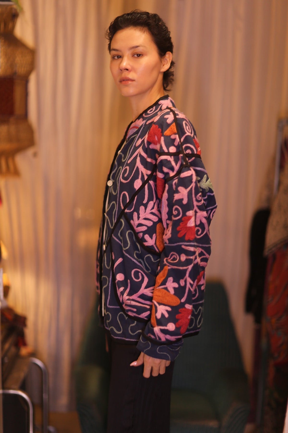 EMBROIDERED SUZANI JACKET JIM - MOMO STUDIO BERLIN - Berlin Concept Store - sustainable & ethical fashion