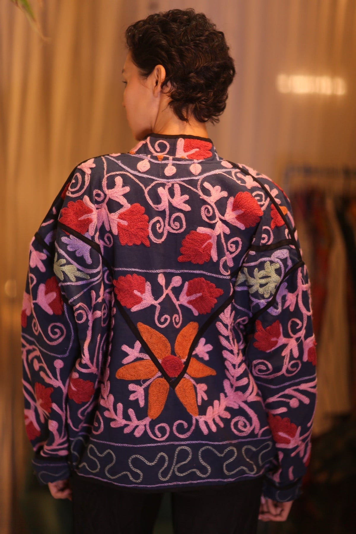 EMBROIDERED SUZANI JACKET JIM - MOMO STUDIO BERLIN - Berlin Concept Store - sustainable & ethical fashion