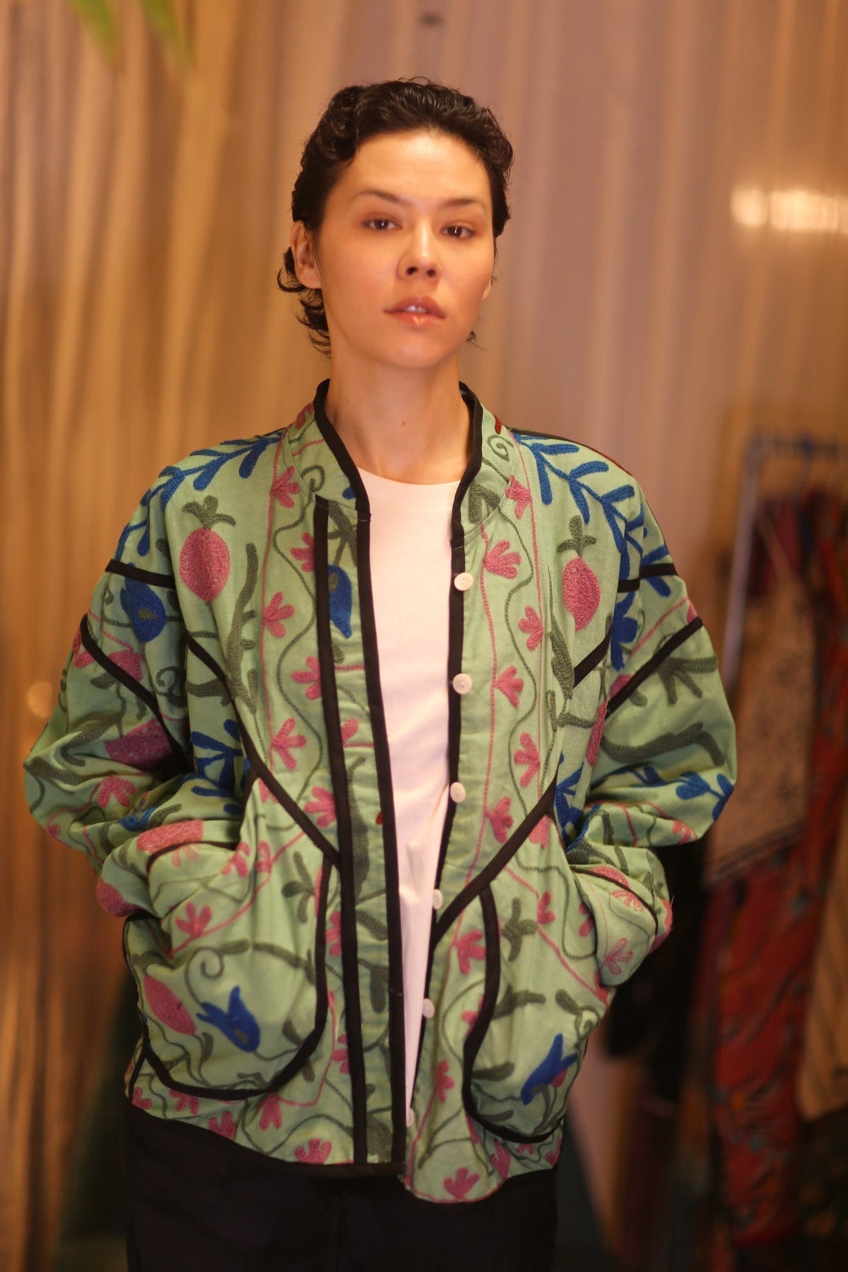 EMBROIDERED SUZANI JACKET MINA - MOMO STUDIO BERLIN - Berlin Concept Store - sustainable & ethical fashion