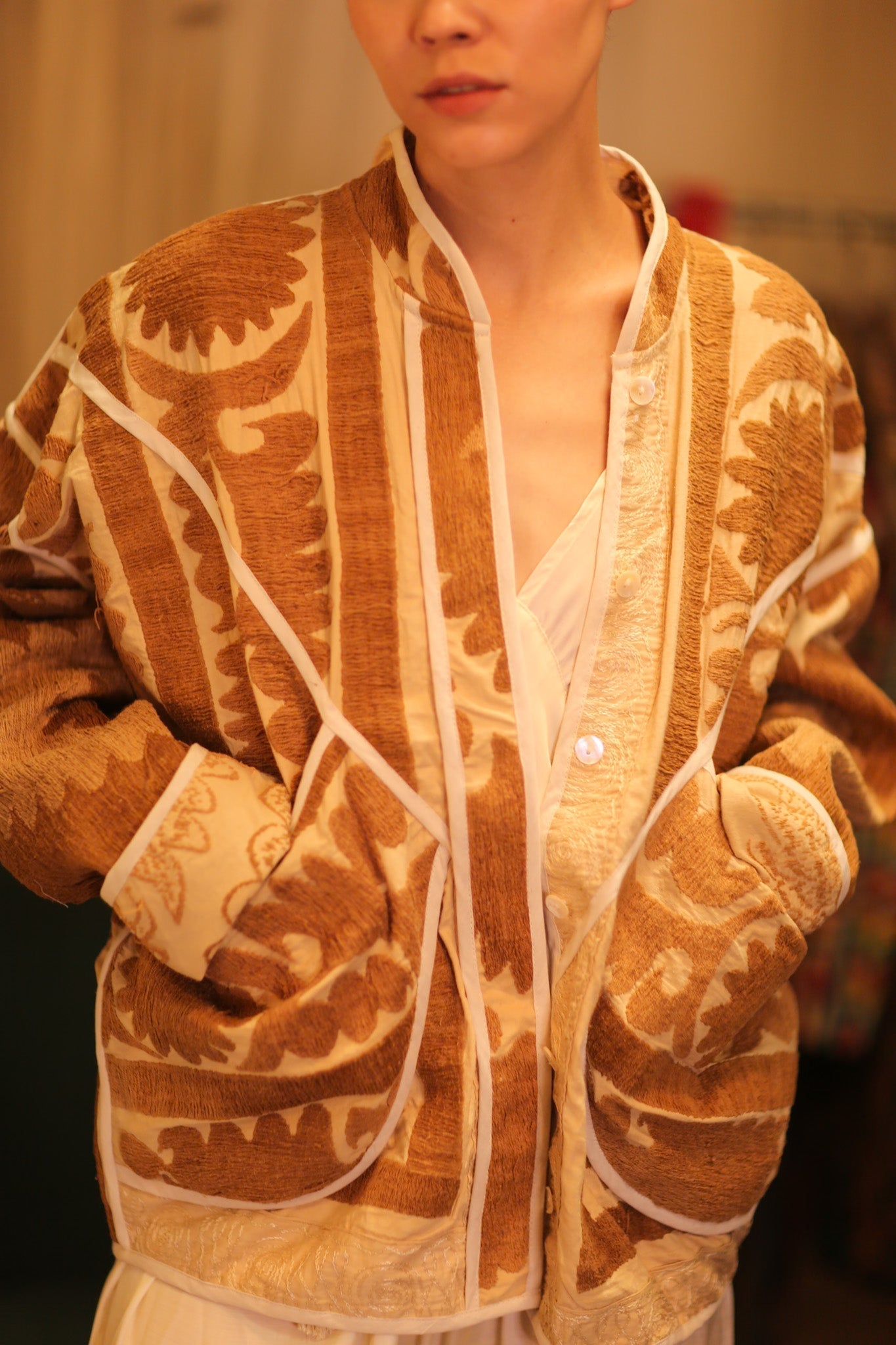 EMBROIDERED SUZANI JACKET PDIN - MOMO STUDIO BERLIN - Berlin Concept Store - sustainable & ethical fashion