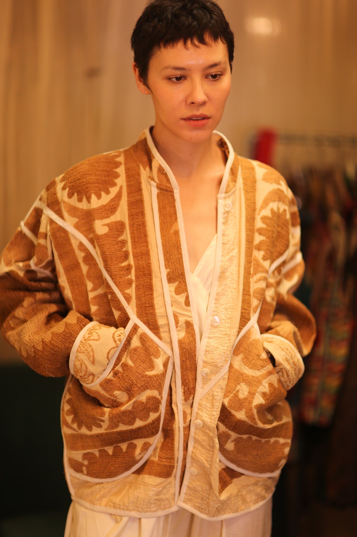 EMBROIDERED SUZANI JACKET PDIN - MOMO STUDIO BERLIN - Berlin Concept Store - sustainable & ethical fashion