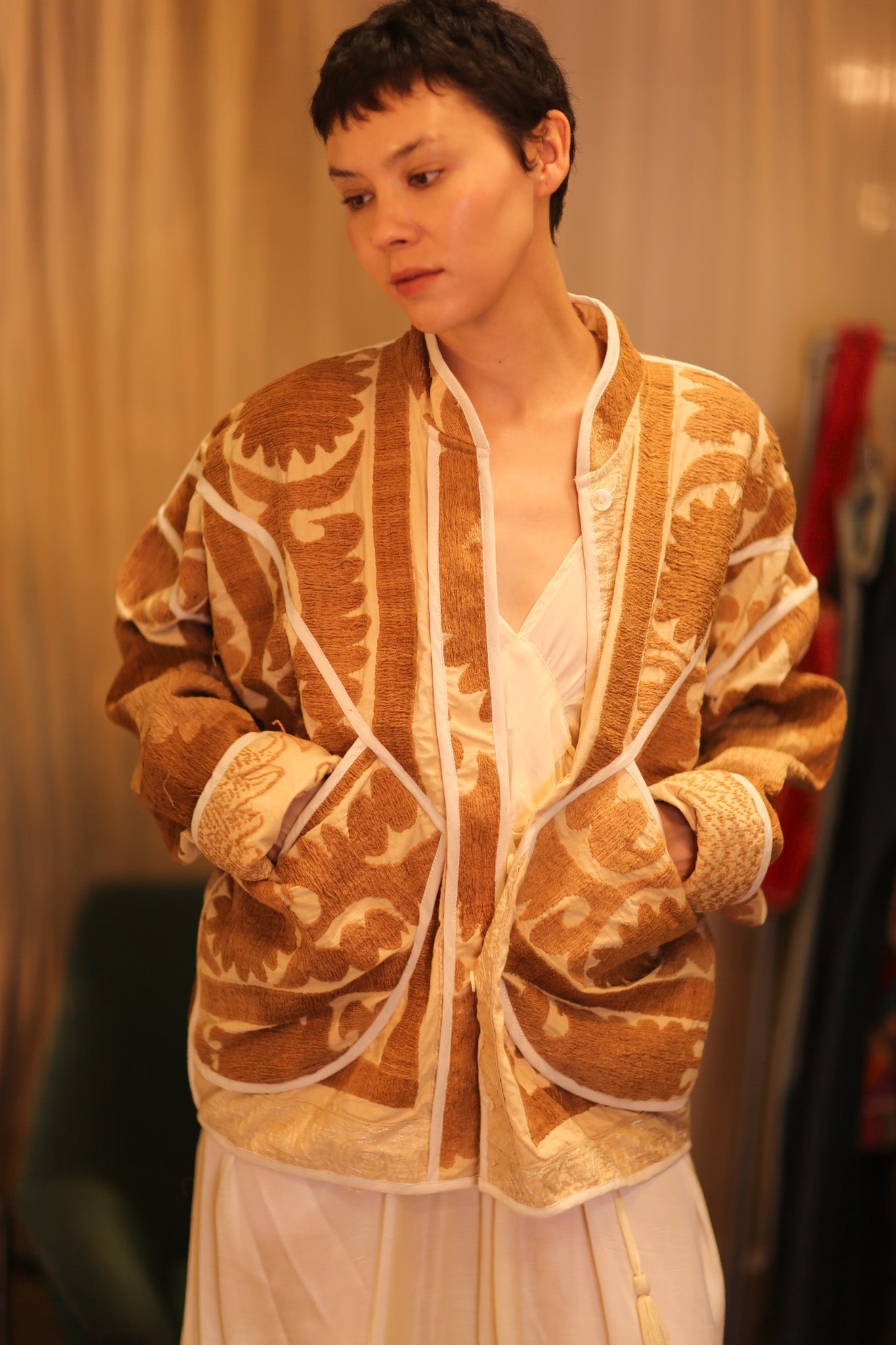 EMBROIDERED SUZANI JACKET PDIN - MOMO STUDIO BERLIN - Berlin Concept Store - sustainable & ethical fashion
