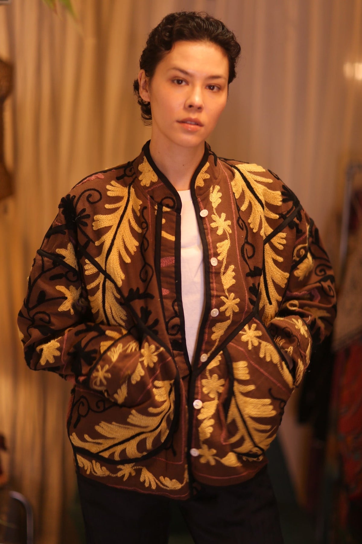 EMBROIDERED SUZANI JACKET SANA - MOMO STUDIO BERLIN - Berlin Concept Store - sustainable & ethical fashion
