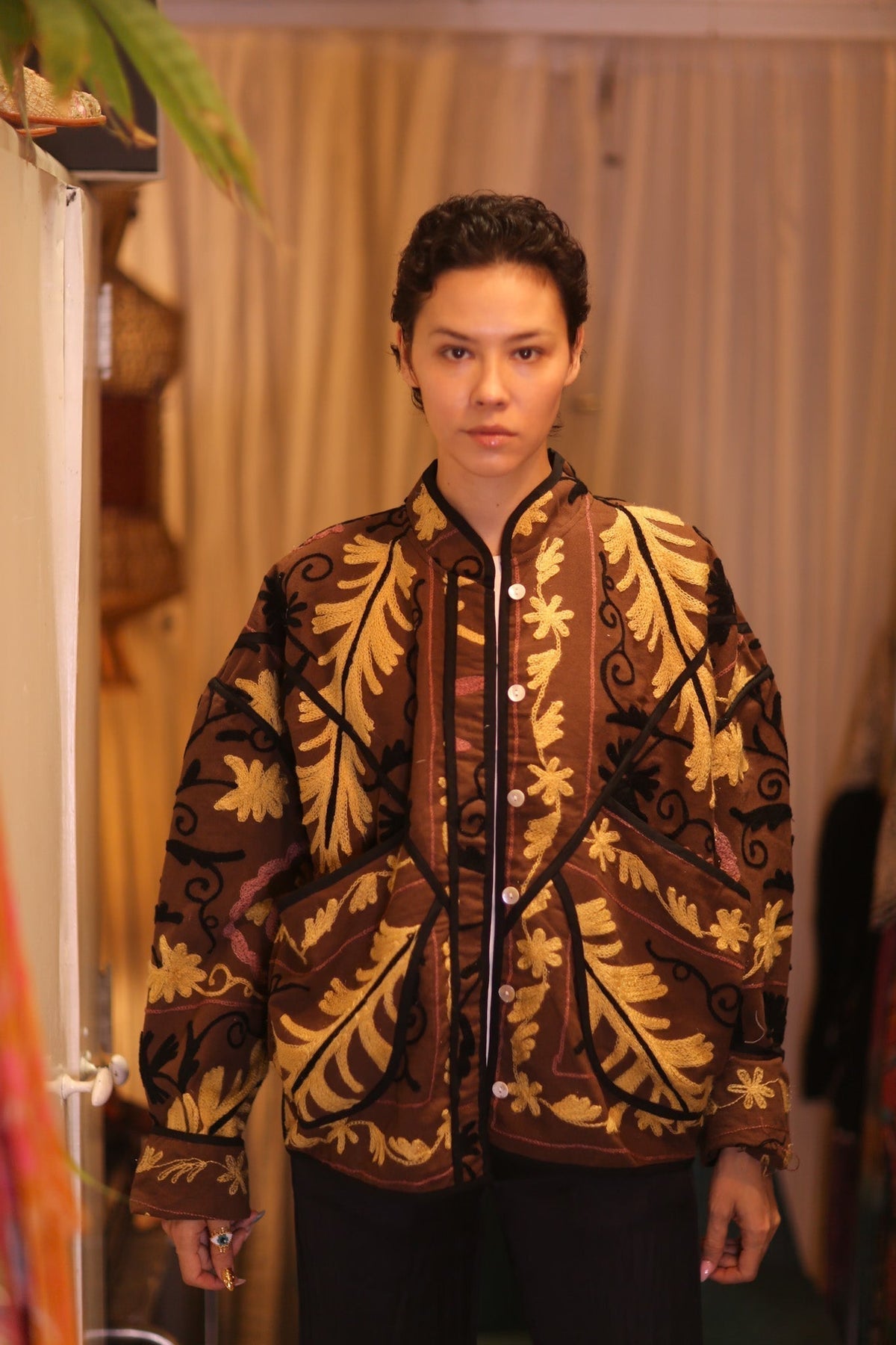 EMBROIDERED SUZANI JACKET SANA - MOMO STUDIO BERLIN - Berlin Concept Store - sustainable & ethical fashion