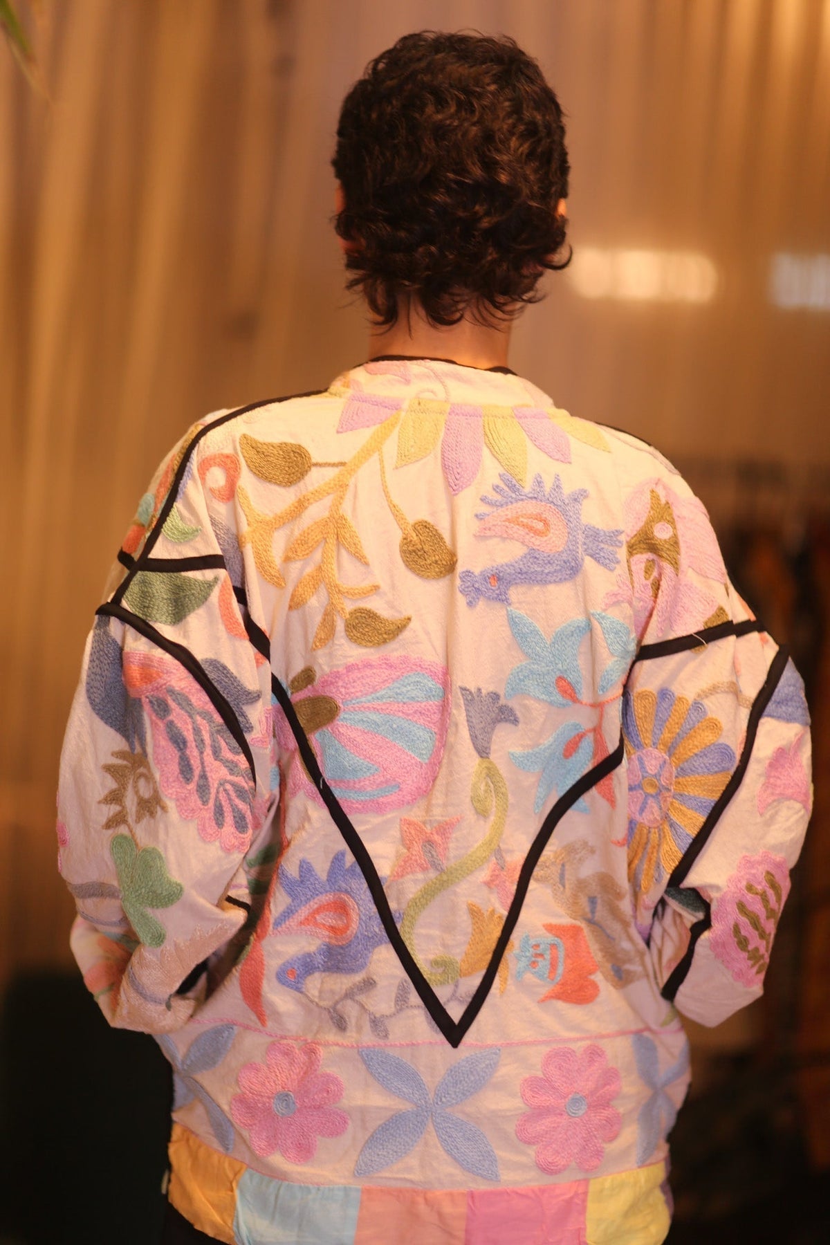EMBROIDERED SUZANI JACKET THETTANT - MOMO STUDIO BERLIN - Berlin Concept Store - sustainable & ethical fashion