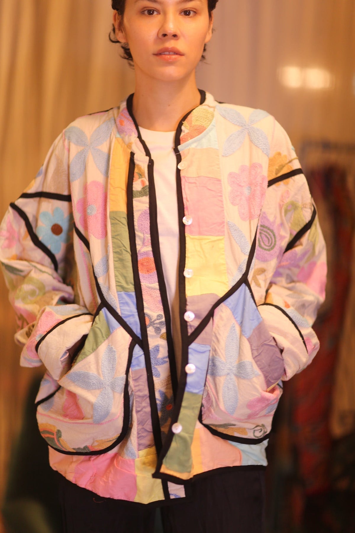 EMBROIDERED SUZANI JACKET THETTANT - MOMO STUDIO BERLIN - Berlin Concept Store - sustainable & ethical fashion