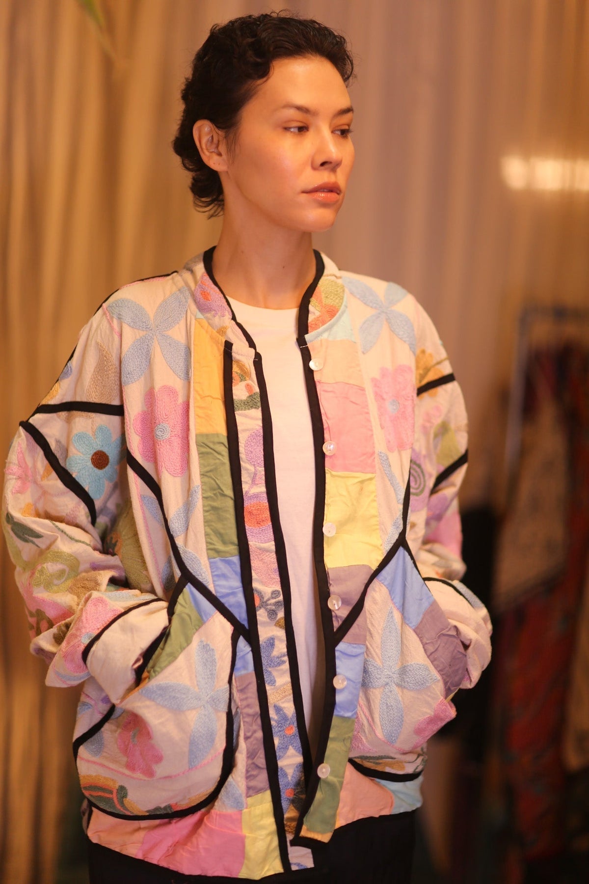 EMBROIDERED SUZANI JACKET THETTANT - MOMO STUDIO BERLIN - Berlin Concept Store - sustainable & ethical fashion