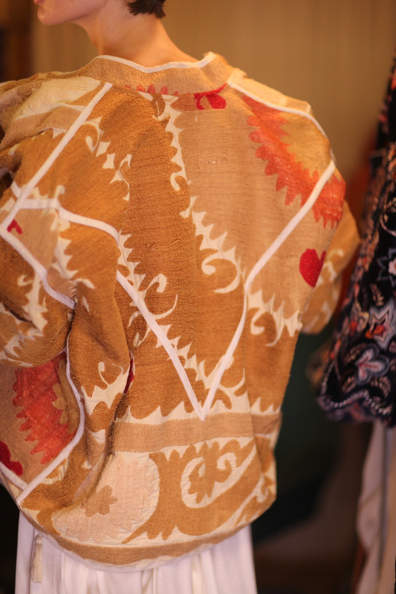 EMBROIDERED SUZANI JACKET ZARINA - MOMO STUDIO BERLIN - Berlin Concept Store - sustainable & ethical fashion