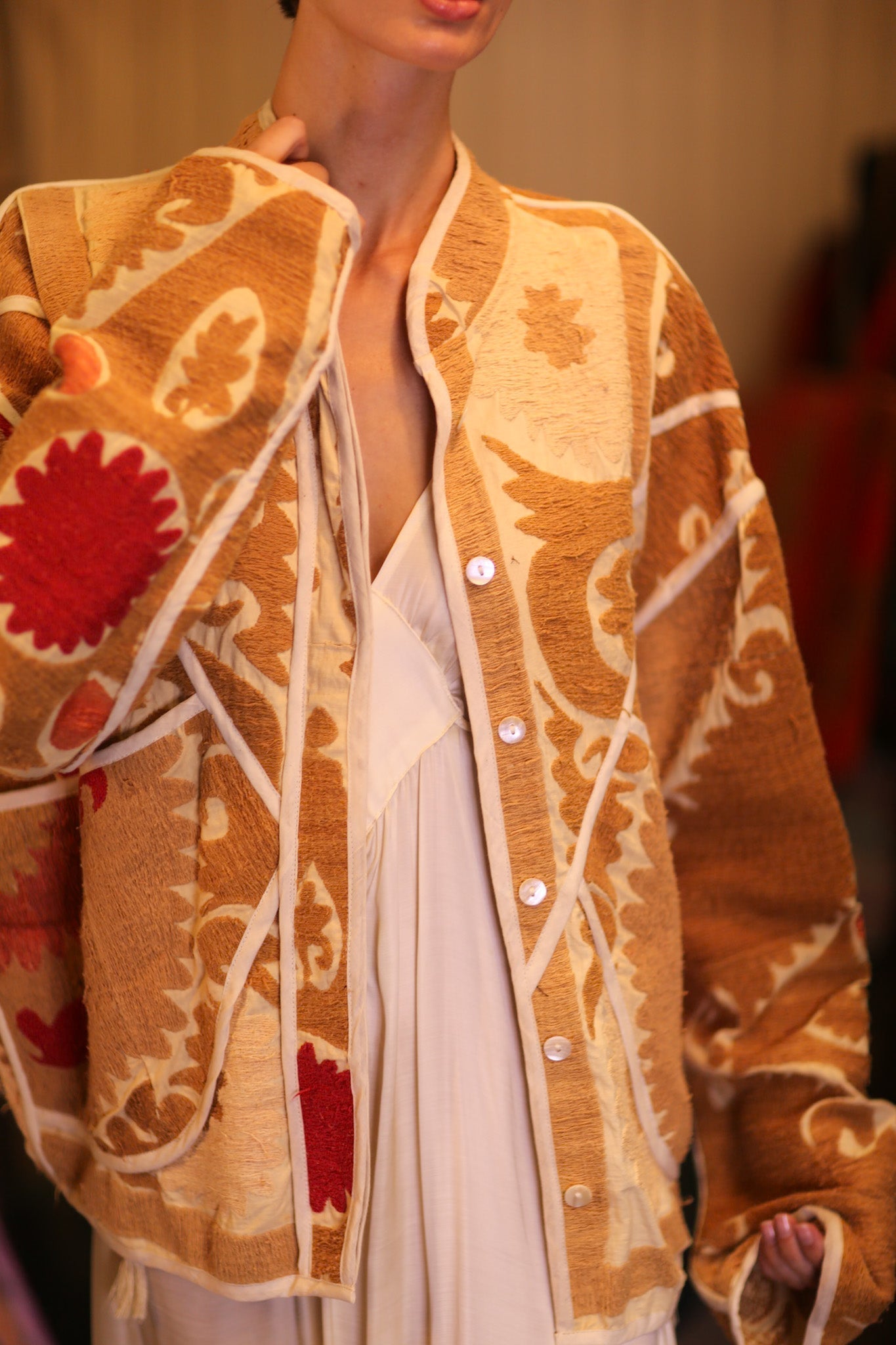 EMBROIDERED SUZANI JACKET ZARINA - MOMO STUDIO BERLIN - Berlin Concept Store - sustainable & ethical fashion