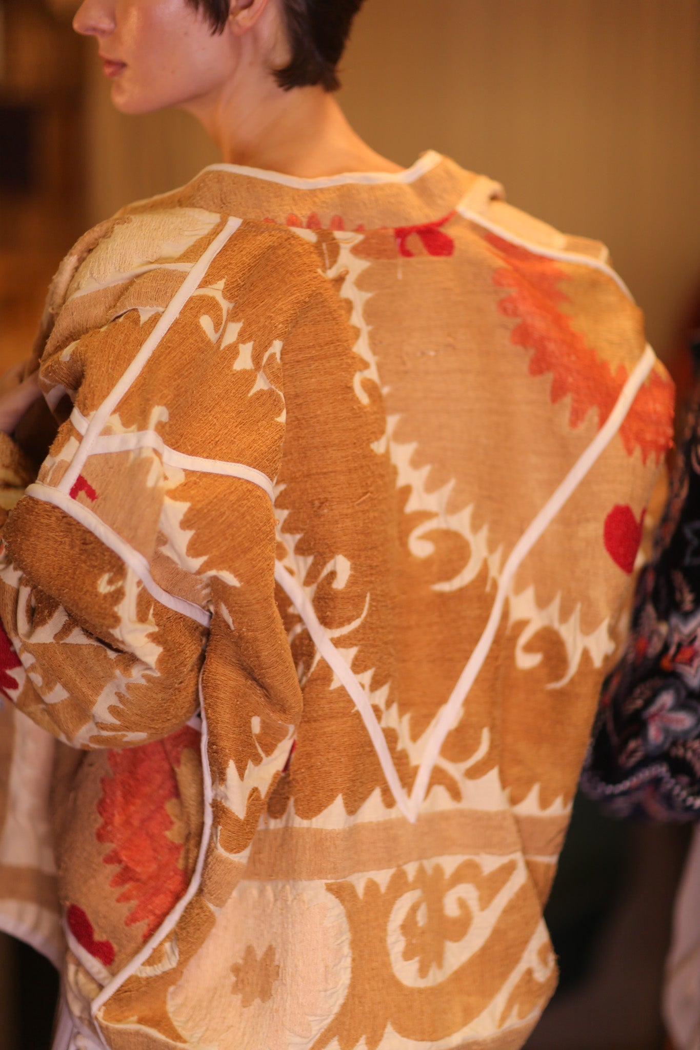 EMBROIDERED SUZANI JACKET ZARINA - MOMO STUDIO BERLIN - Berlin Concept Store - sustainable & ethical fashion