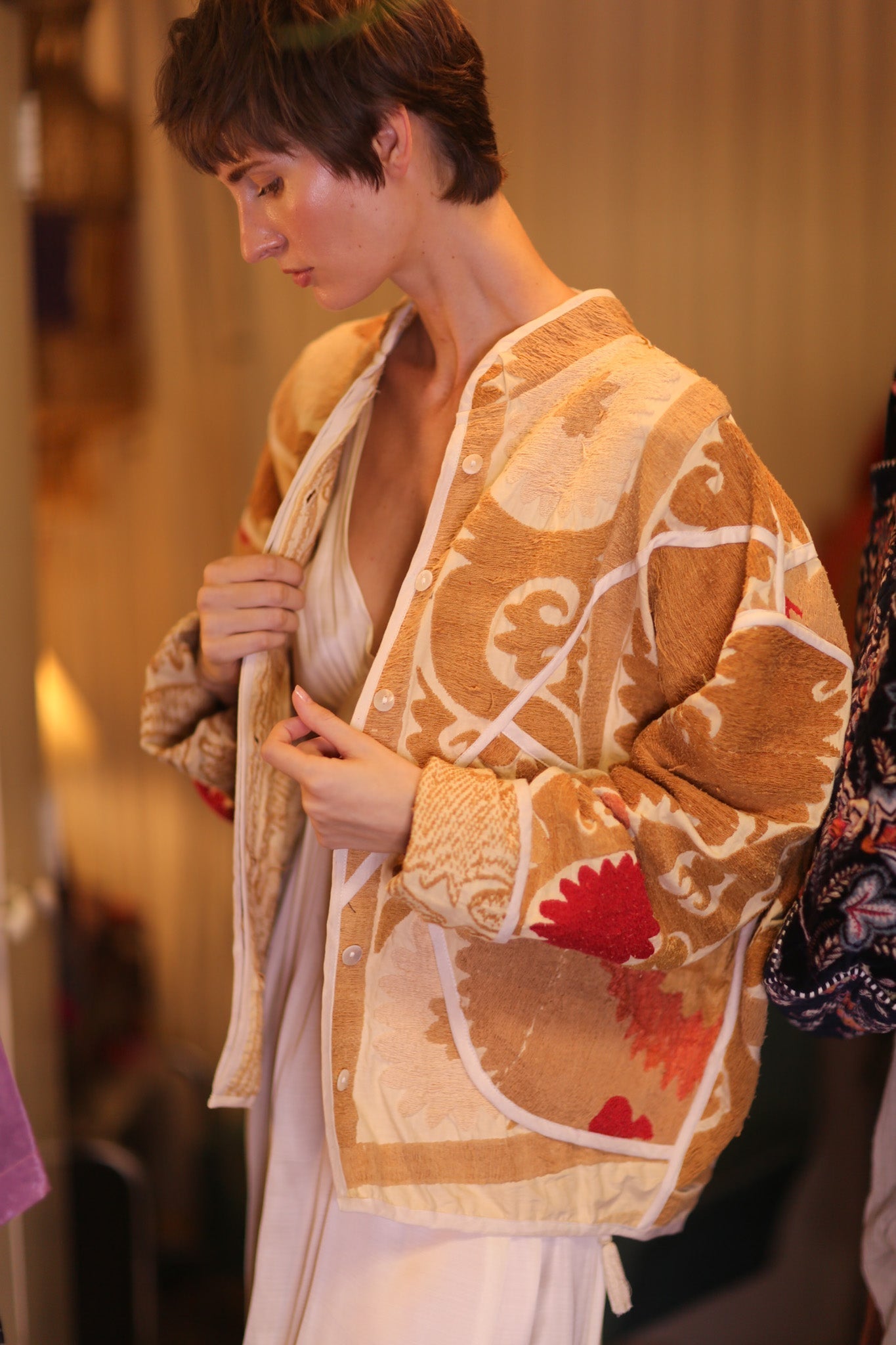 EMBROIDERED SUZANI JACKET ZARINA - MOMO STUDIO BERLIN - Berlin Concept Store - sustainable & ethical fashion