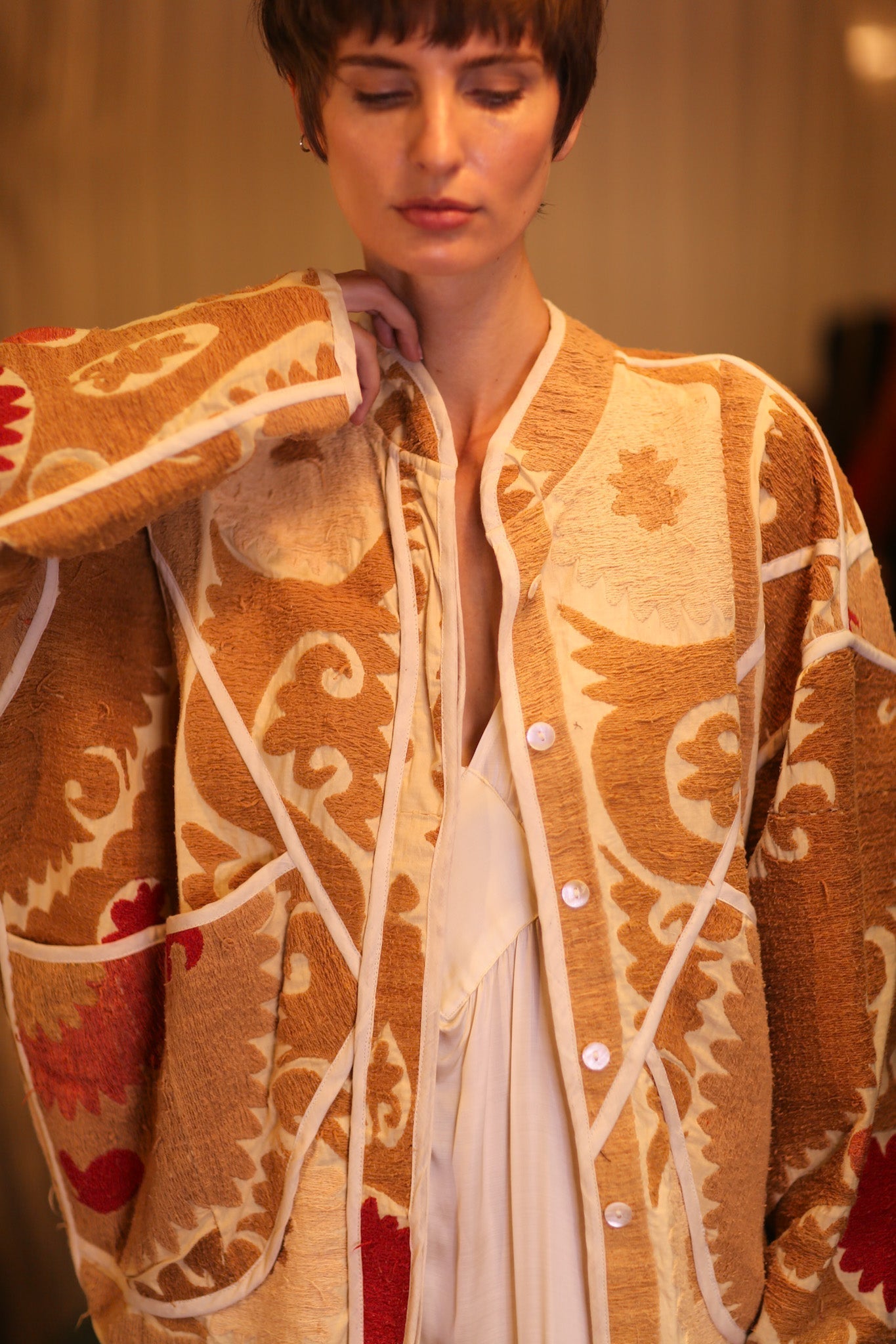 EMBROIDERED SUZANI JACKET ZARINA - MOMO STUDIO BERLIN - Berlin Concept Store - sustainable & ethical fashion