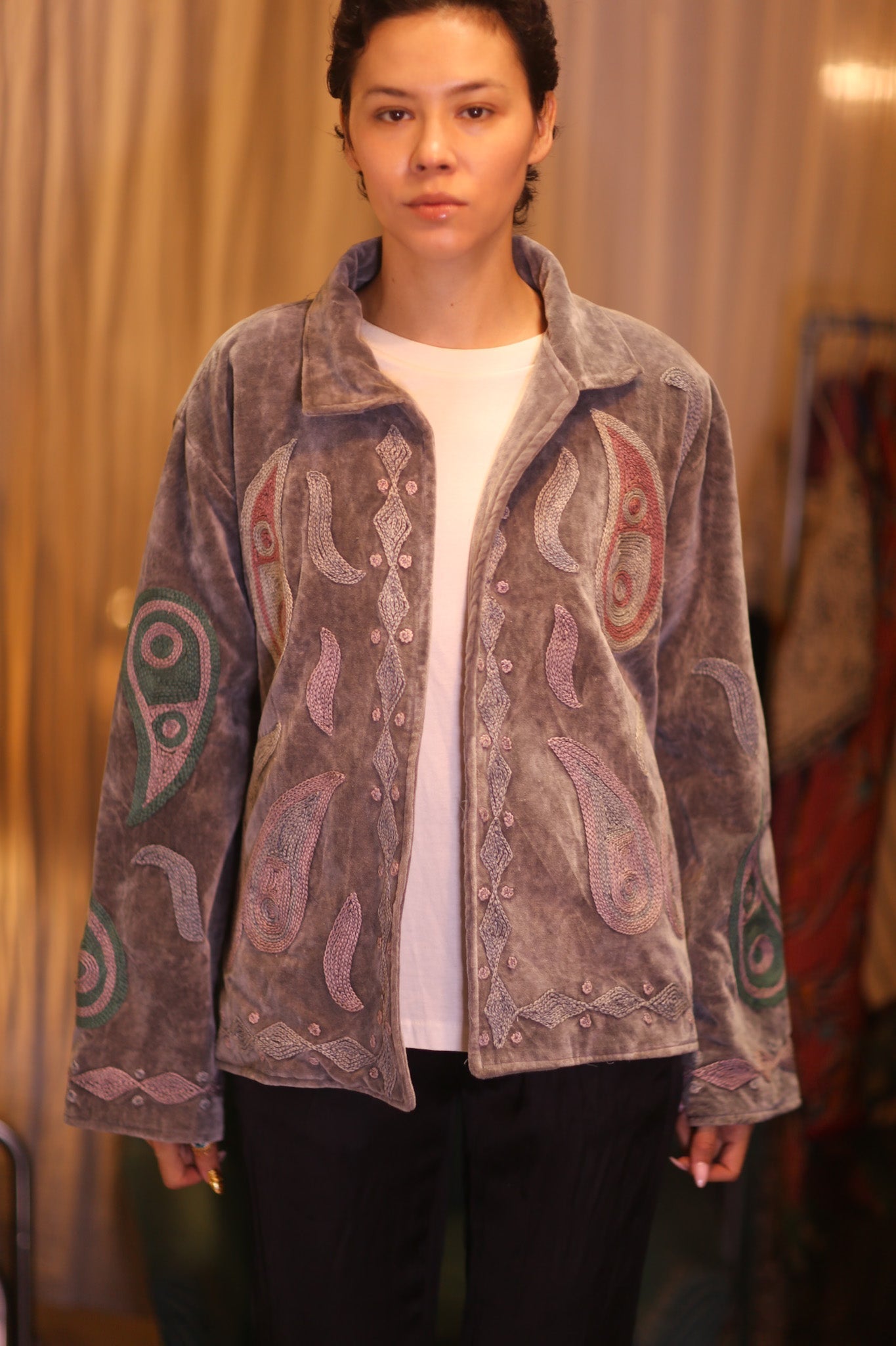 EMBROIDERED VELVET COAT DHU - BANGKOK TAILOR CLOTHING STORE - HANDMADE CLOTHING