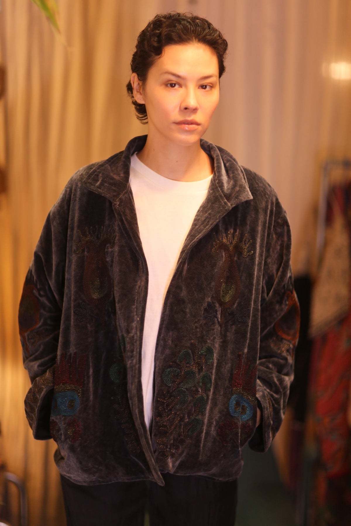 EMBROIDERED VELVET COAT JACKET JESSI - MOMO STUDIO BERLIN - Berlin Concept Store - sustainable & ethical fashion