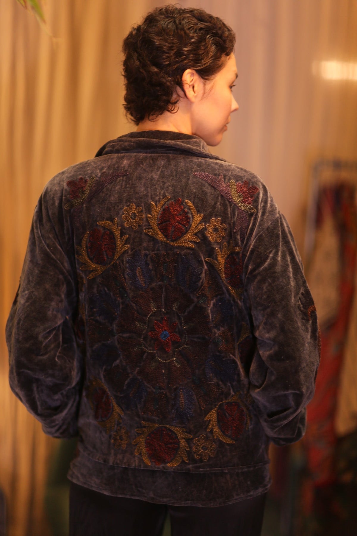 EMBROIDERED VELVET COAT JACKET JESSI - MOMO STUDIO BERLIN - Berlin Concept Store - sustainable & ethical fashion