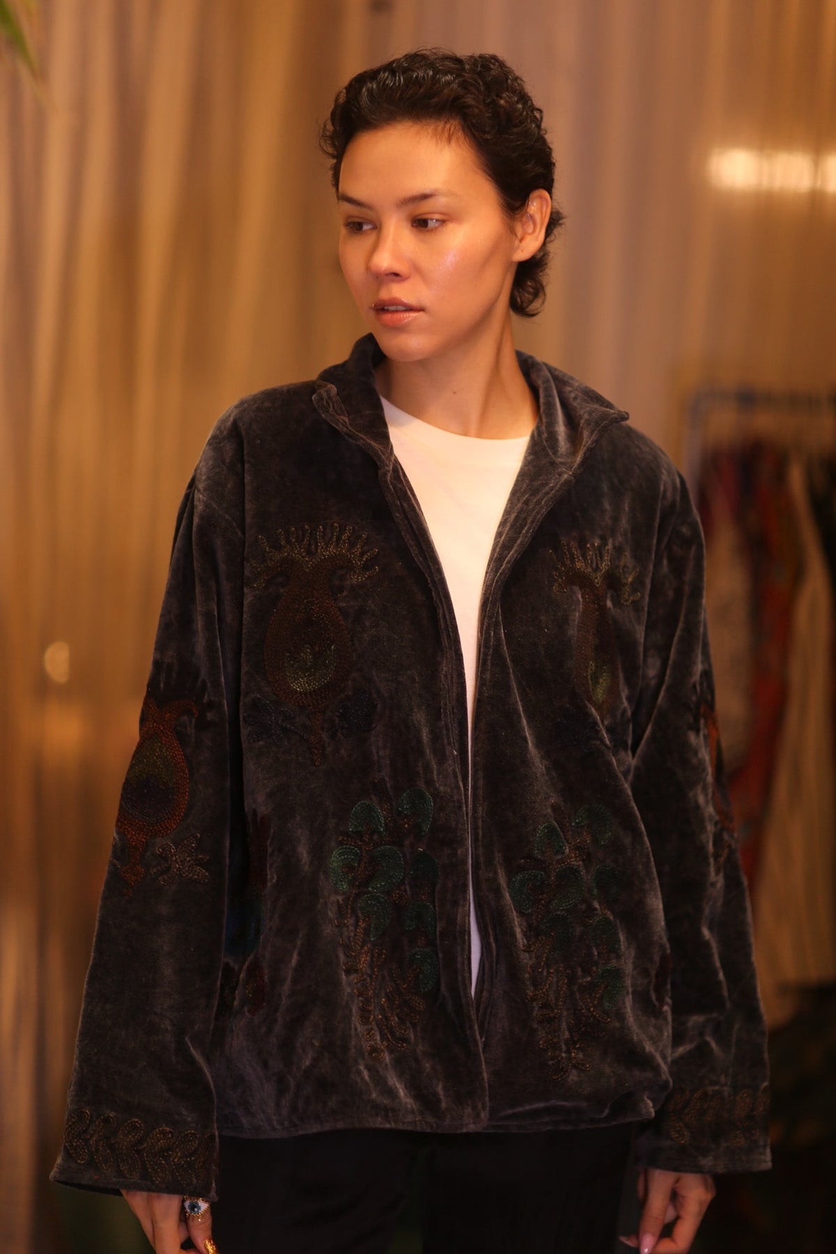 EMBROIDERED VELVET COAT JACKET JESSI - MOMO STUDIO BERLIN - Berlin Concept Store - sustainable & ethical fashion