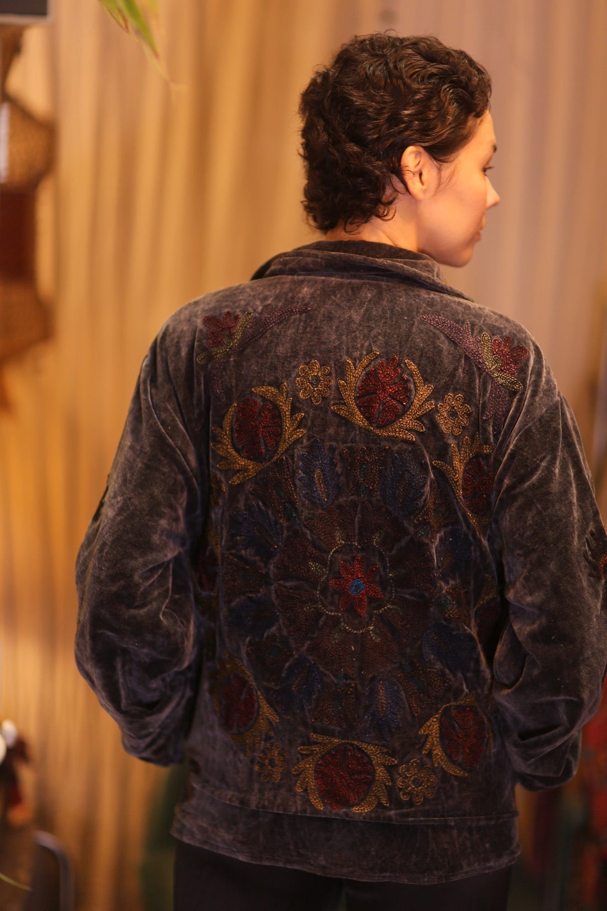 EMBROIDERED VELVET COAT JACKET JESSI - MOMO STUDIO BERLIN - Berlin Concept Store - sustainable & ethical fashion