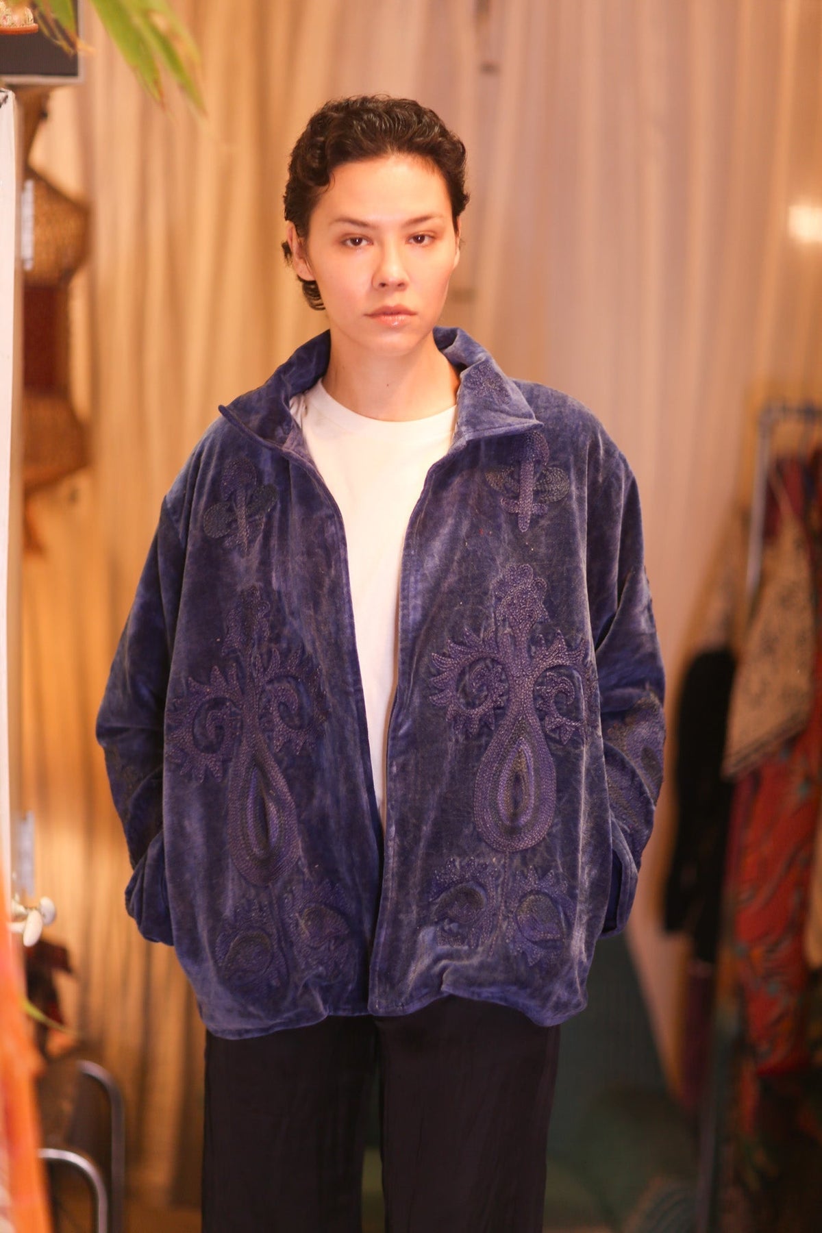 EMBROIDERED VELVET JACKET CHAE - MOMO STUDIO BERLIN - Berlin Concept Store - sustainable & ethical fashion