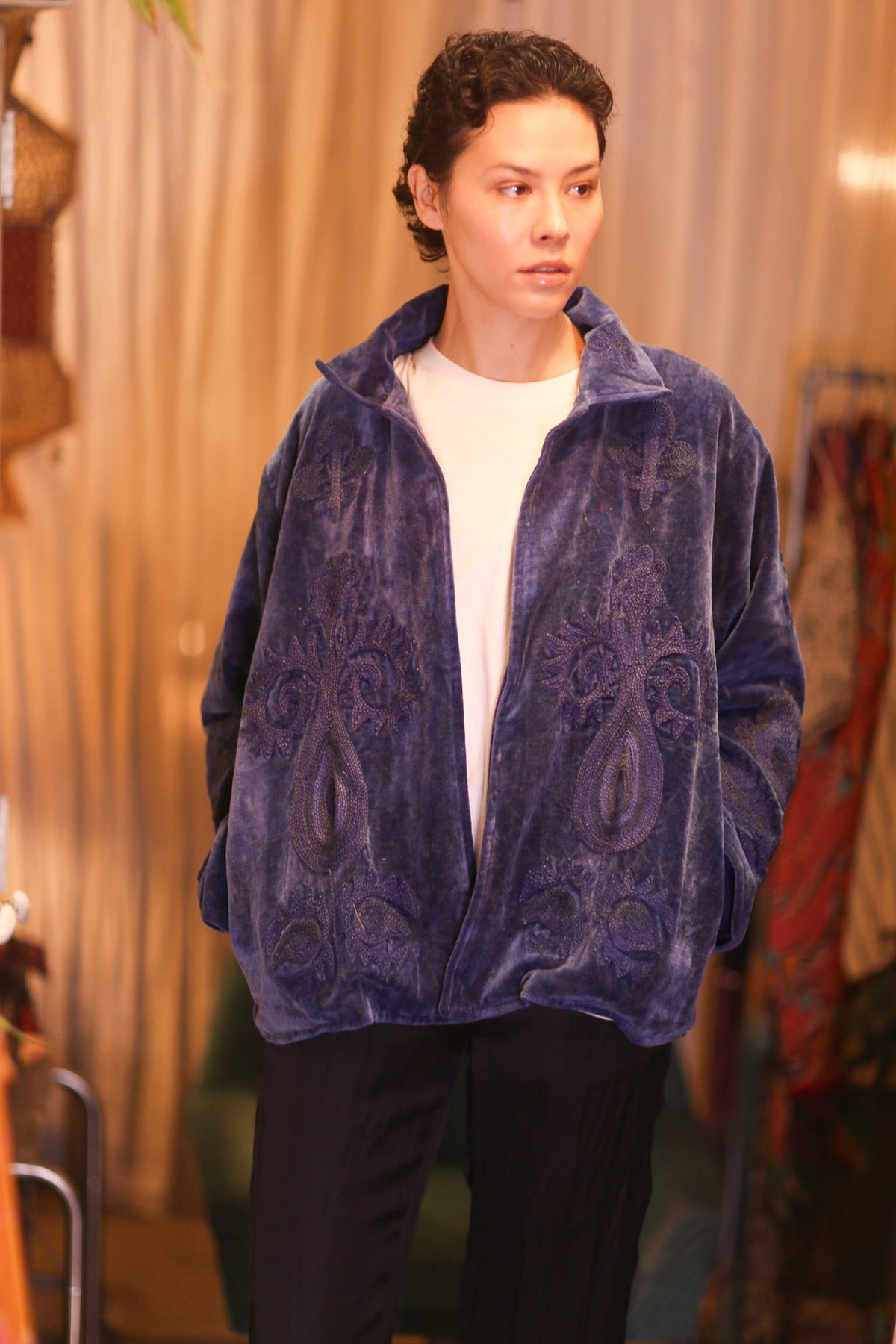 EMBROIDERED VELVET JACKET CHAE - MOMO STUDIO BERLIN - Berlin Concept Store - sustainable & ethical fashion