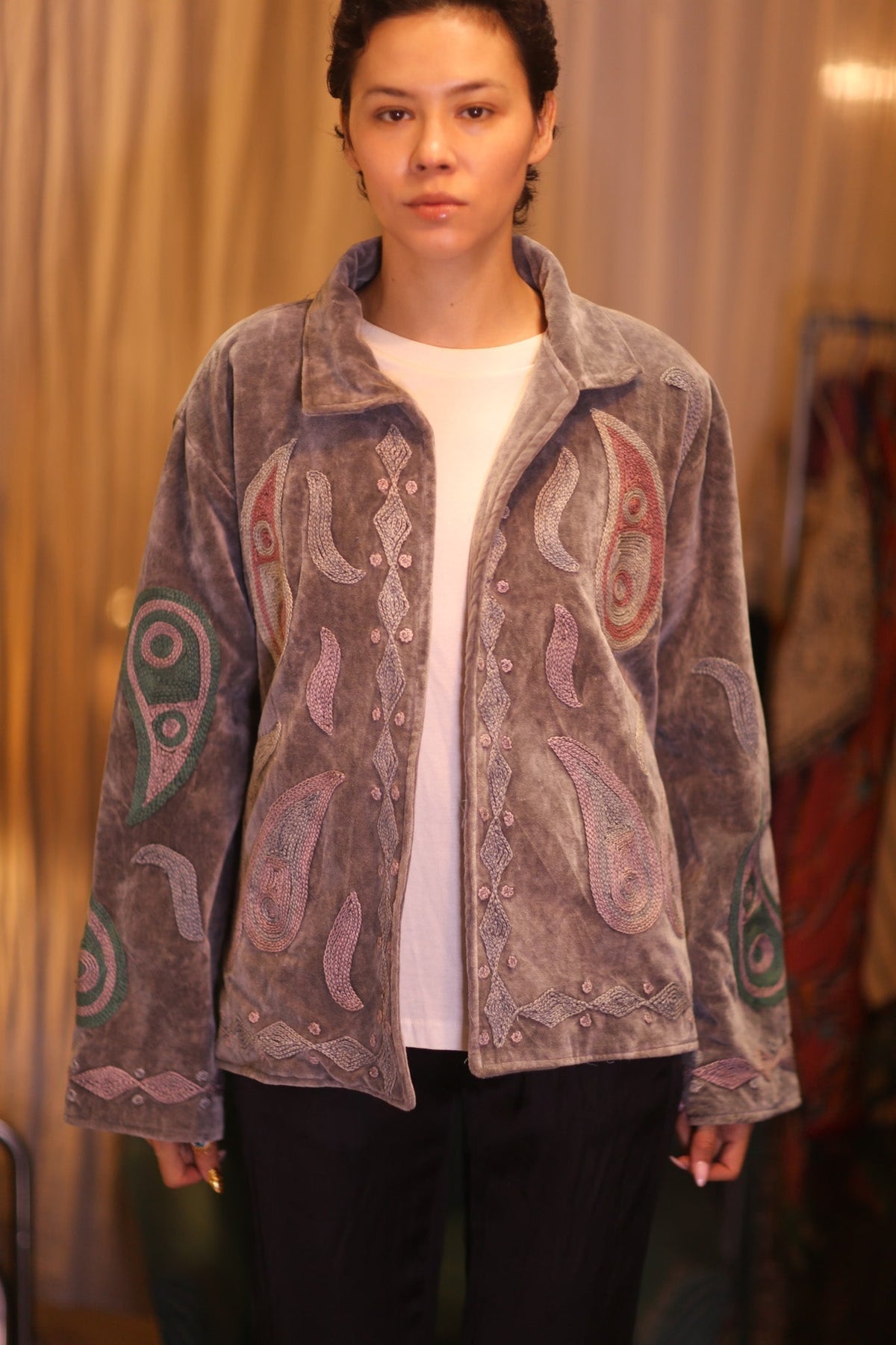 EMBROIDERED VELVET JACKET DHU - MOMO STUDIO BERLIN - Berlin Concept Store - sustainable & ethical fashion