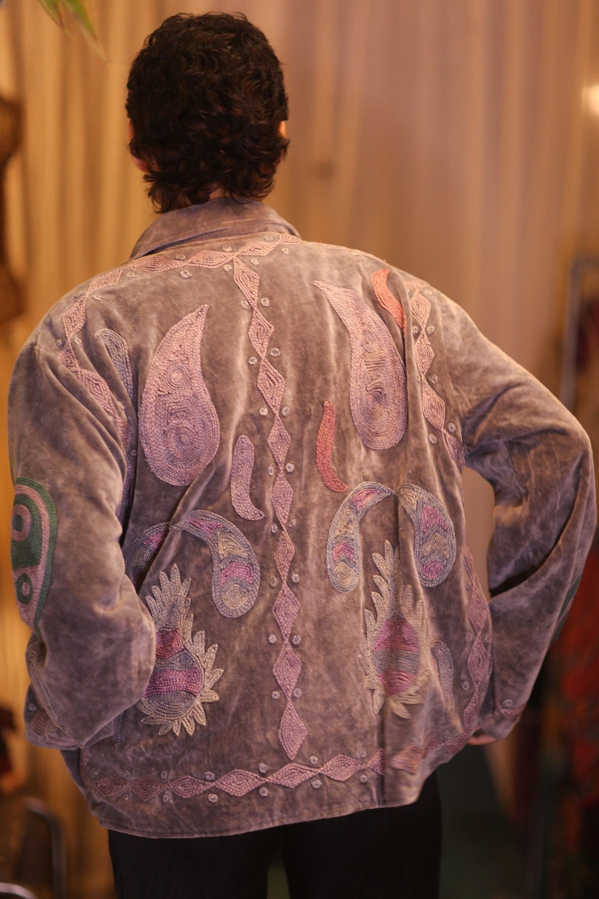EMBROIDERED VELVET JACKET DHU - MOMO STUDIO BERLIN - Berlin Concept Store - sustainable & ethical fashion
