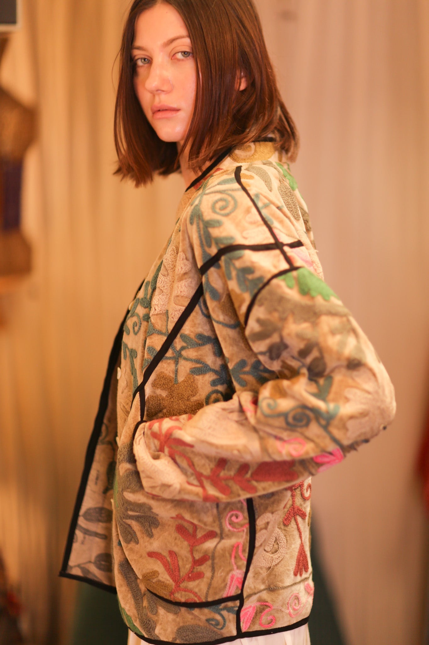 EMBROIDERED VELVET JACKET GORKIN - MOMO STUDIO BERLIN - Berlin Concept Store - sustainable & ethical fashion