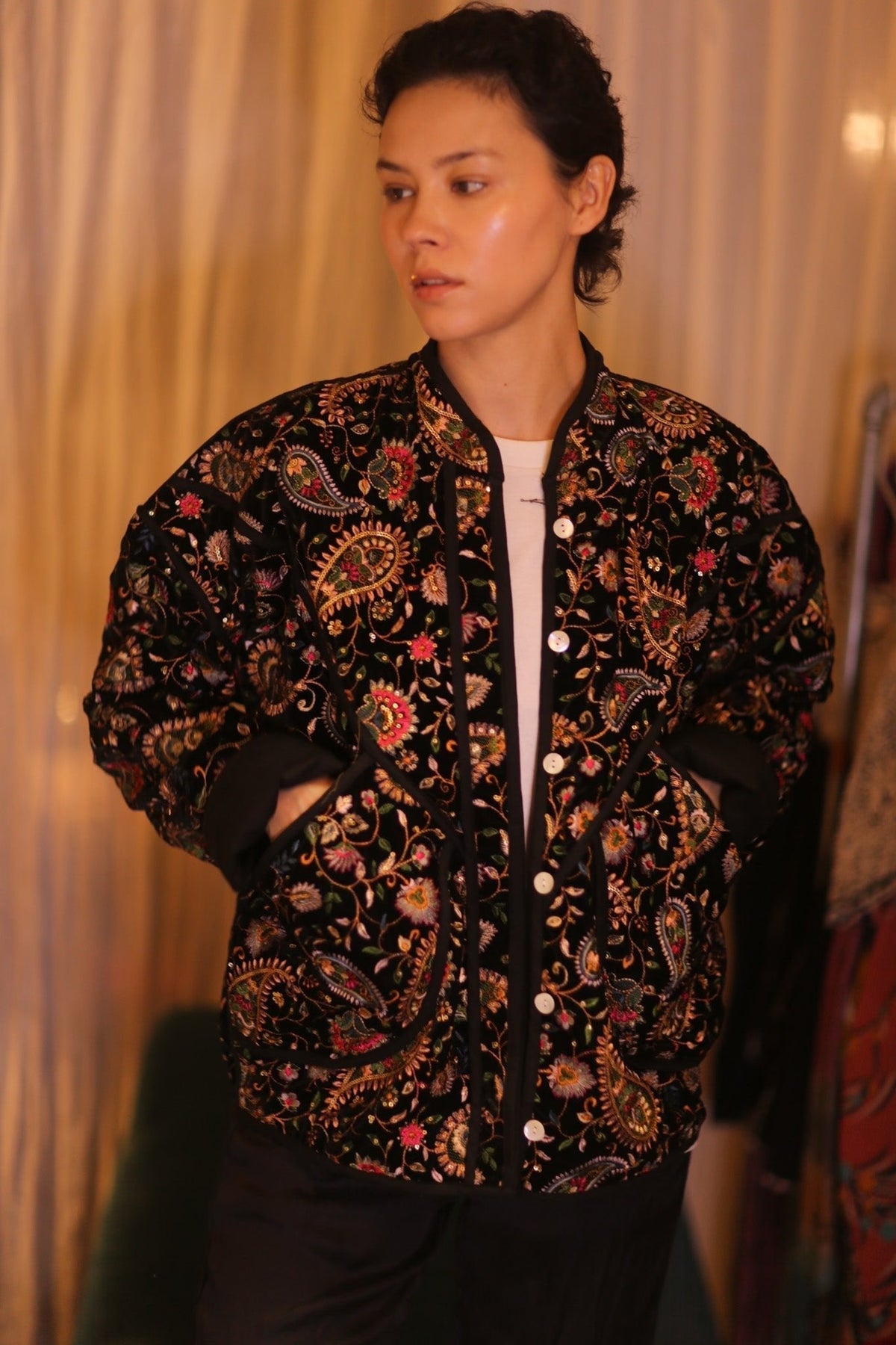 EMBROIDERED VELVET JACKET HYO - MOMO STUDIO BERLIN - Berlin Concept Store - sustainable & ethical fashion