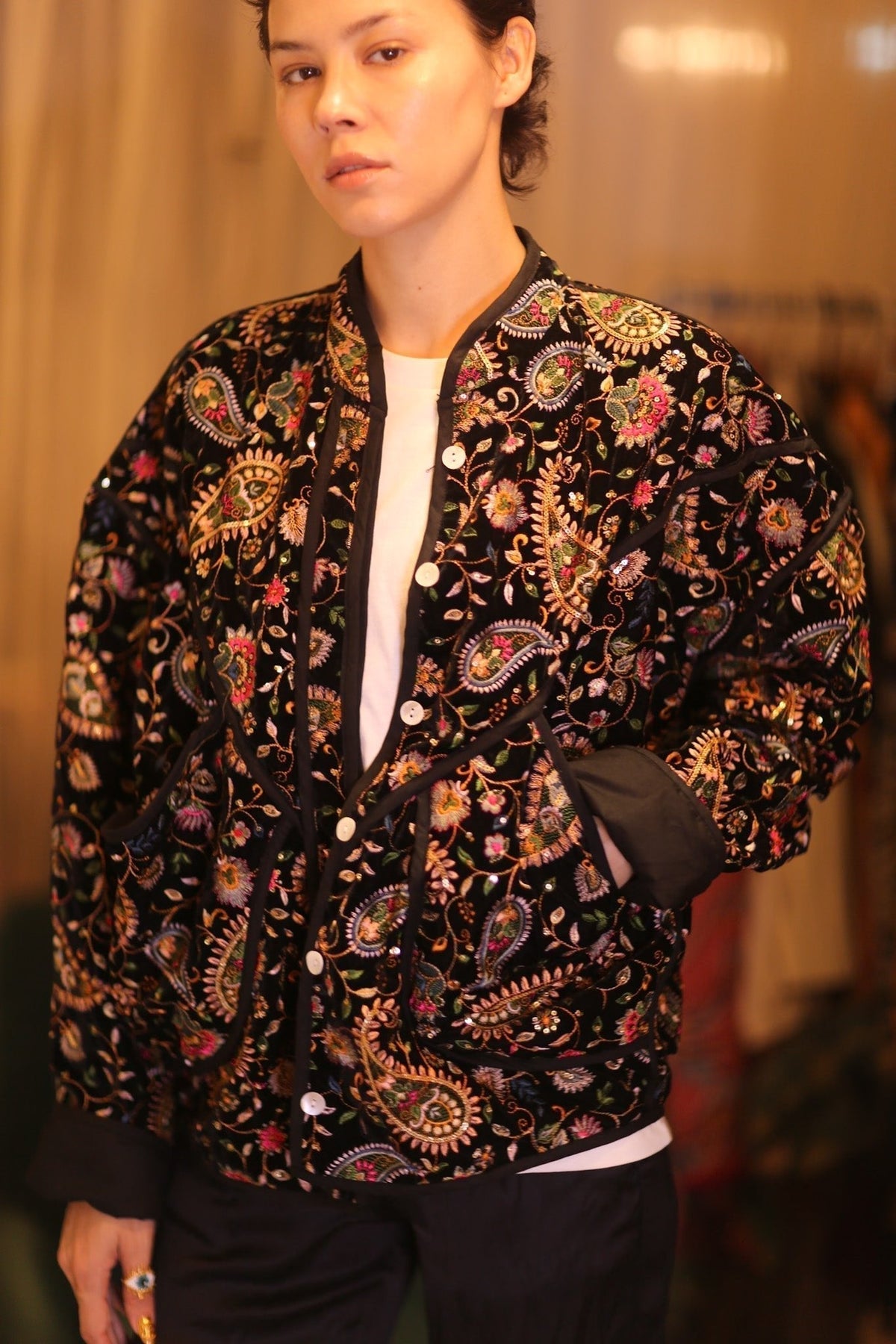 EMBROIDERED VELVET JACKET HYO - MOMO STUDIO BERLIN - Berlin Concept Store - sustainable & ethical fashion