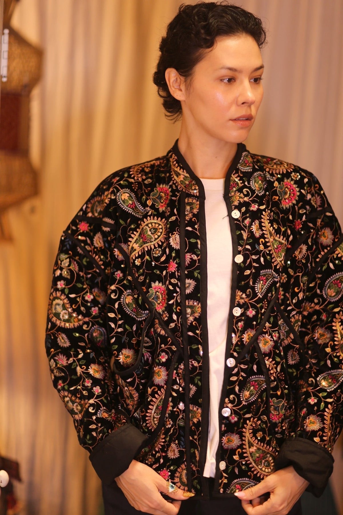 EMBROIDERED VELVET JACKET HYO - MOMO STUDIO BERLIN - Berlin Concept Store - sustainable & ethical fashion